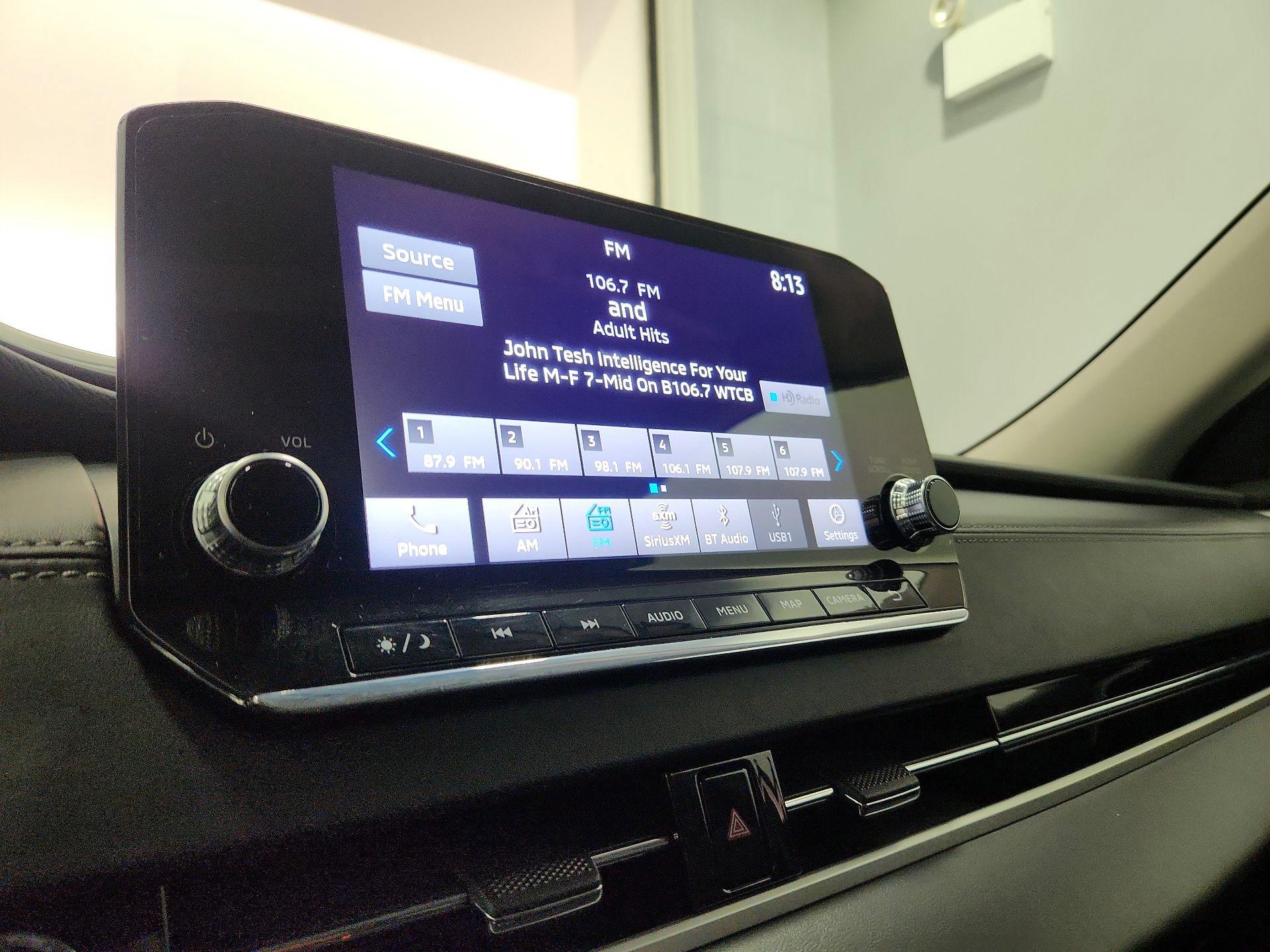 Thumbnail: 2023 Mitsubishi Outlander - 15