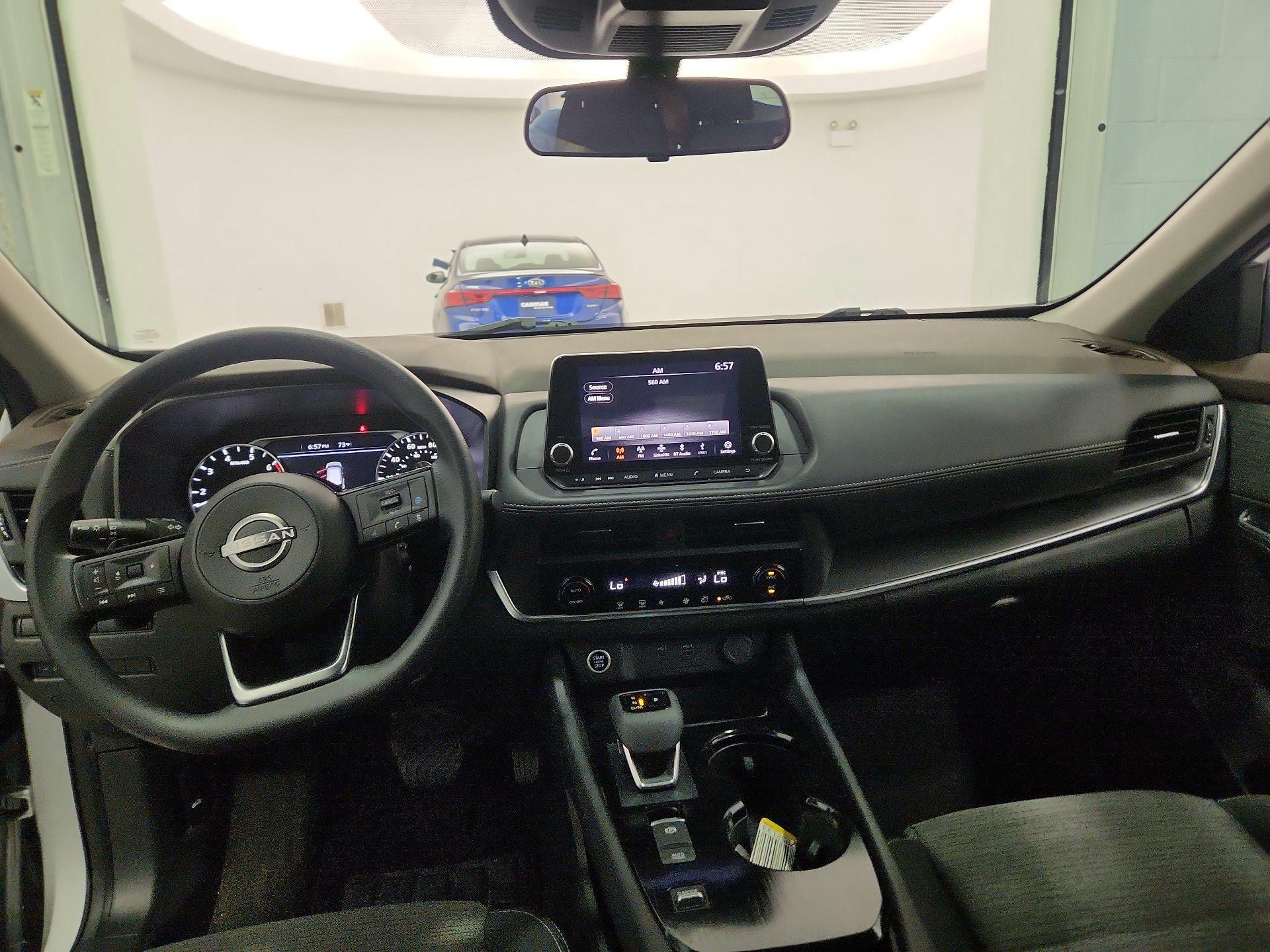 Thumbnail: 2023 Nissan Rogue - 9