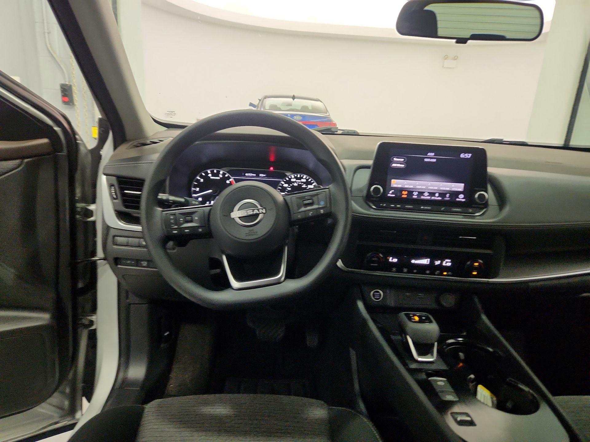 Thumbnail: 2023 Nissan Rogue - 10