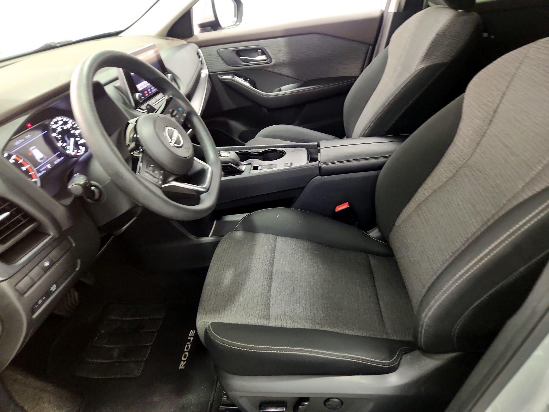 Thumbnail: 2023 Nissan Rogue - 11