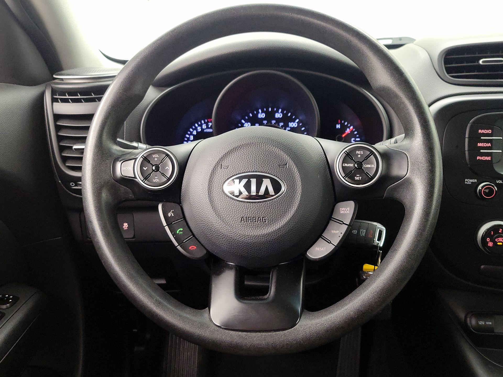 Thumbnail: 2019 Kia Soul - 10
