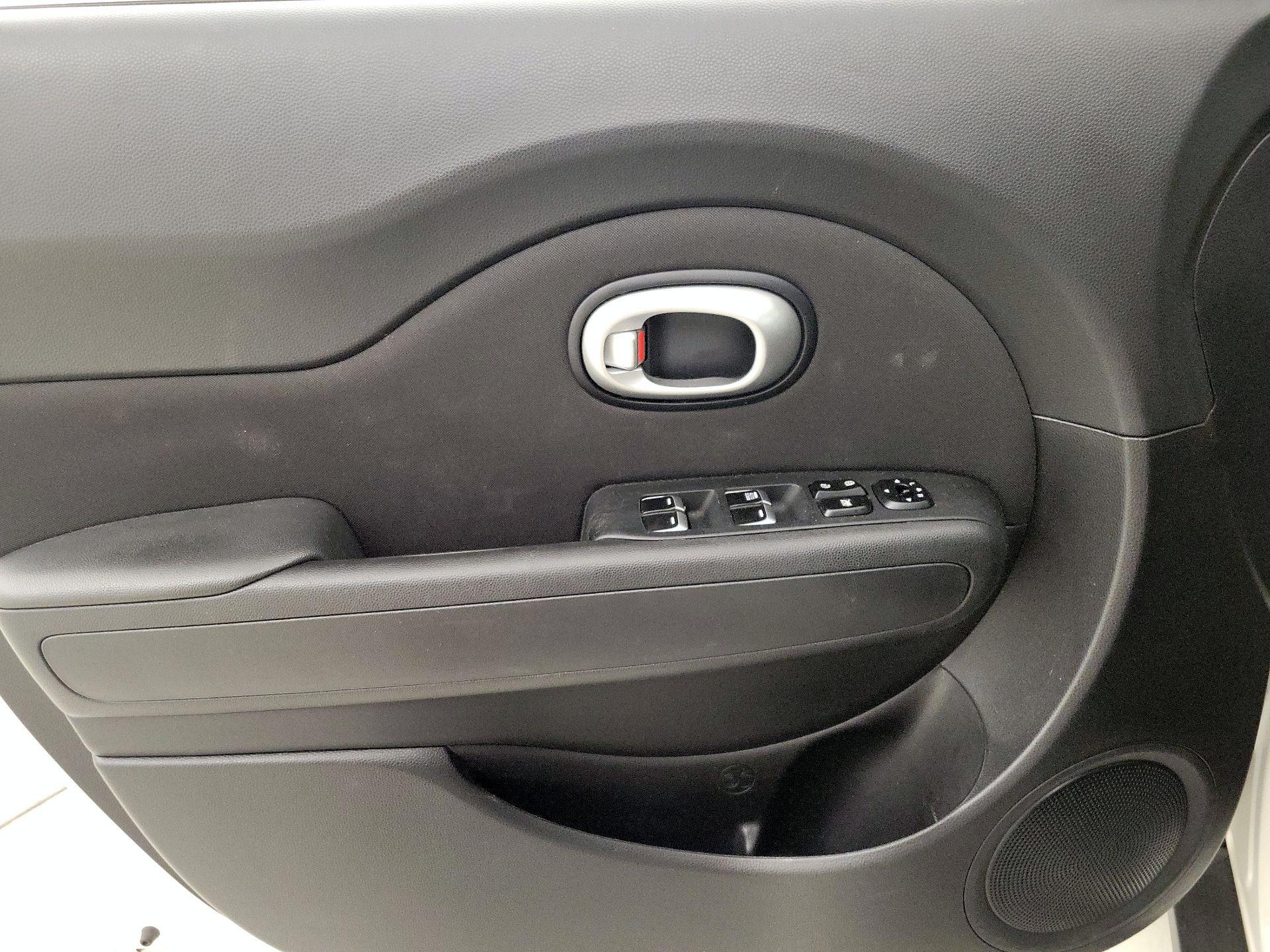 Thumbnail: 2019 Kia Soul - 12