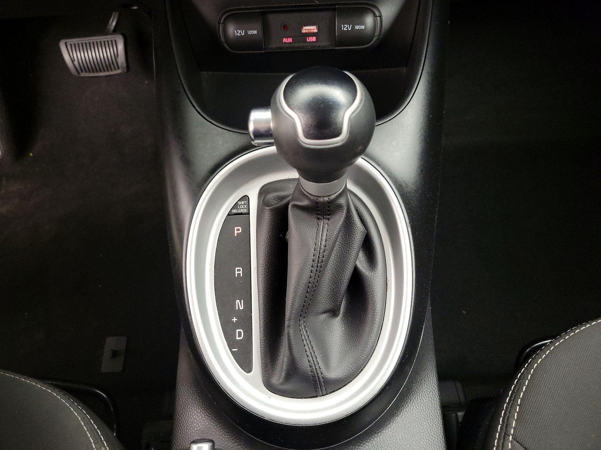 Thumbnail: 2019 Kia Soul - 17