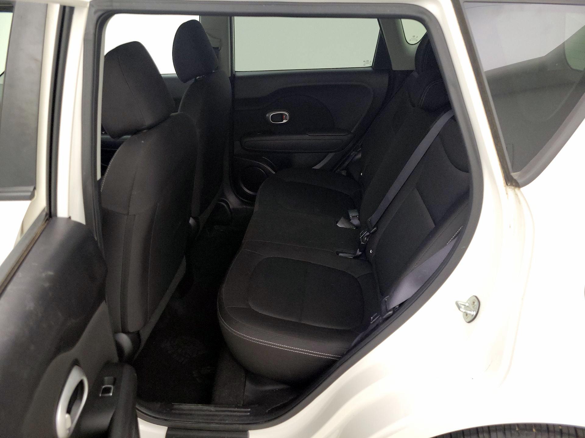 Thumbnail: 2019 Kia Soul - 19