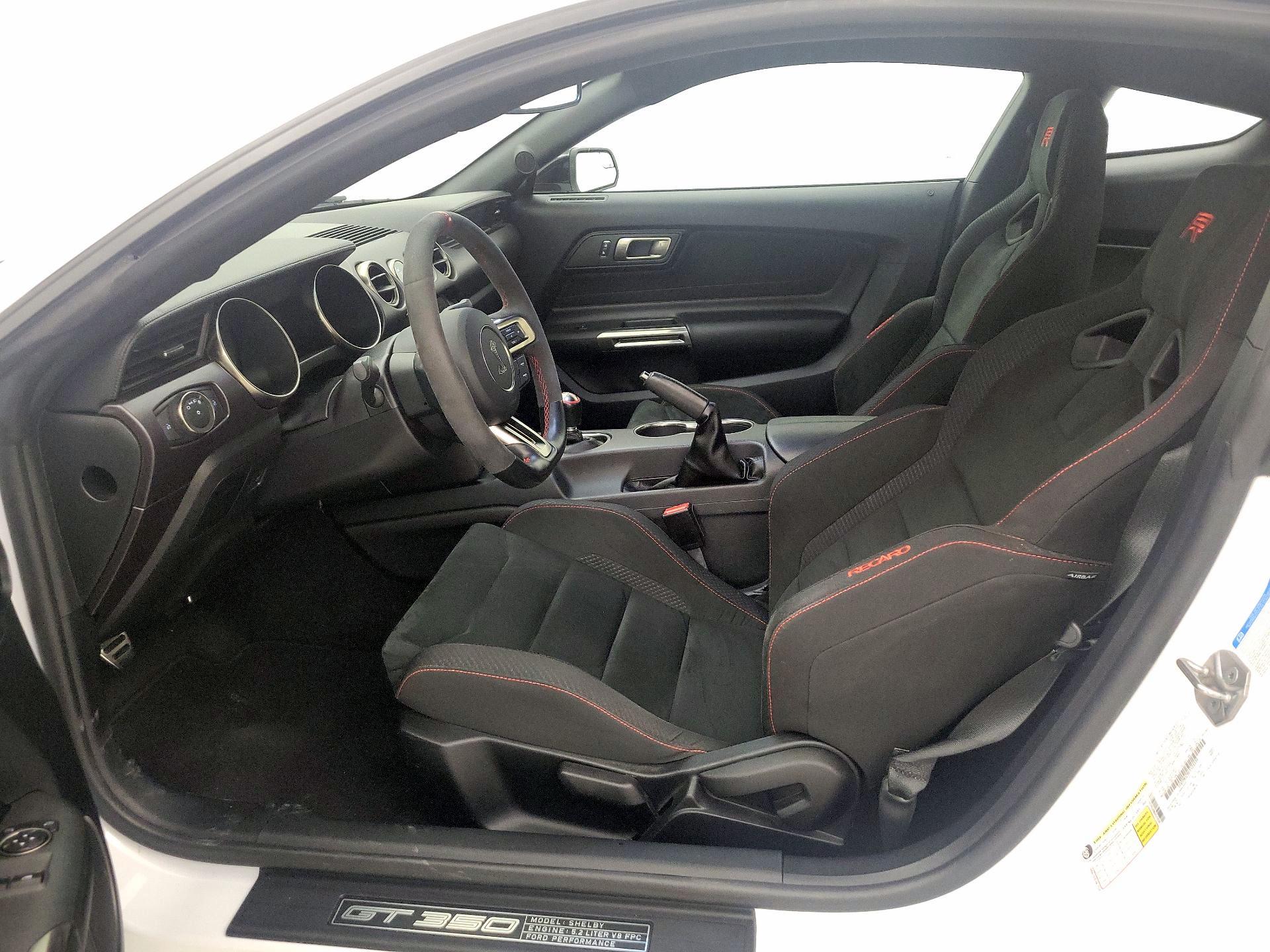 Thumbnail: 2016 Ford Mustang - 11