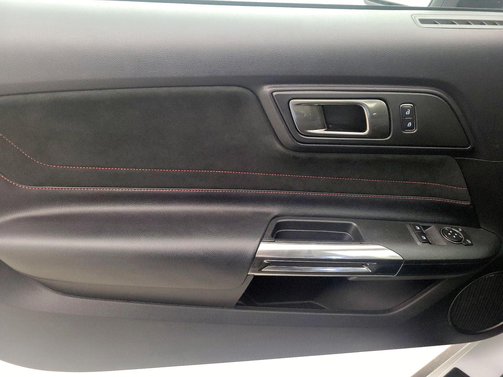 Thumbnail: 2016 Ford Mustang - 12