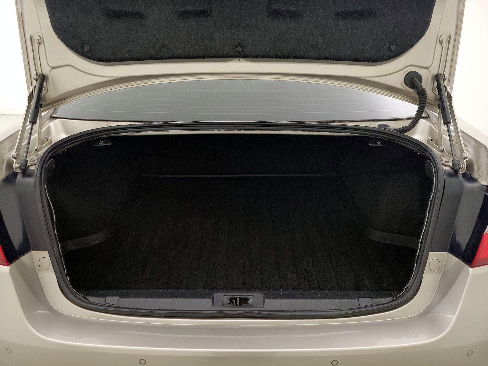 2017 Subaru Legacy Limited - Photo 23