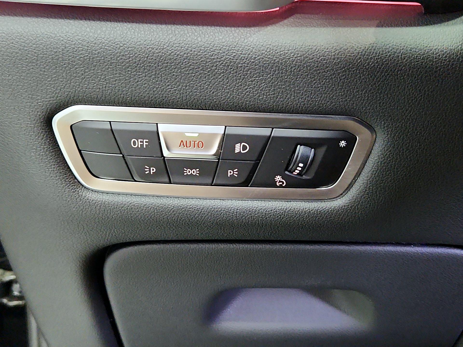 Thumbnail: 2022 BMW X5 - 13