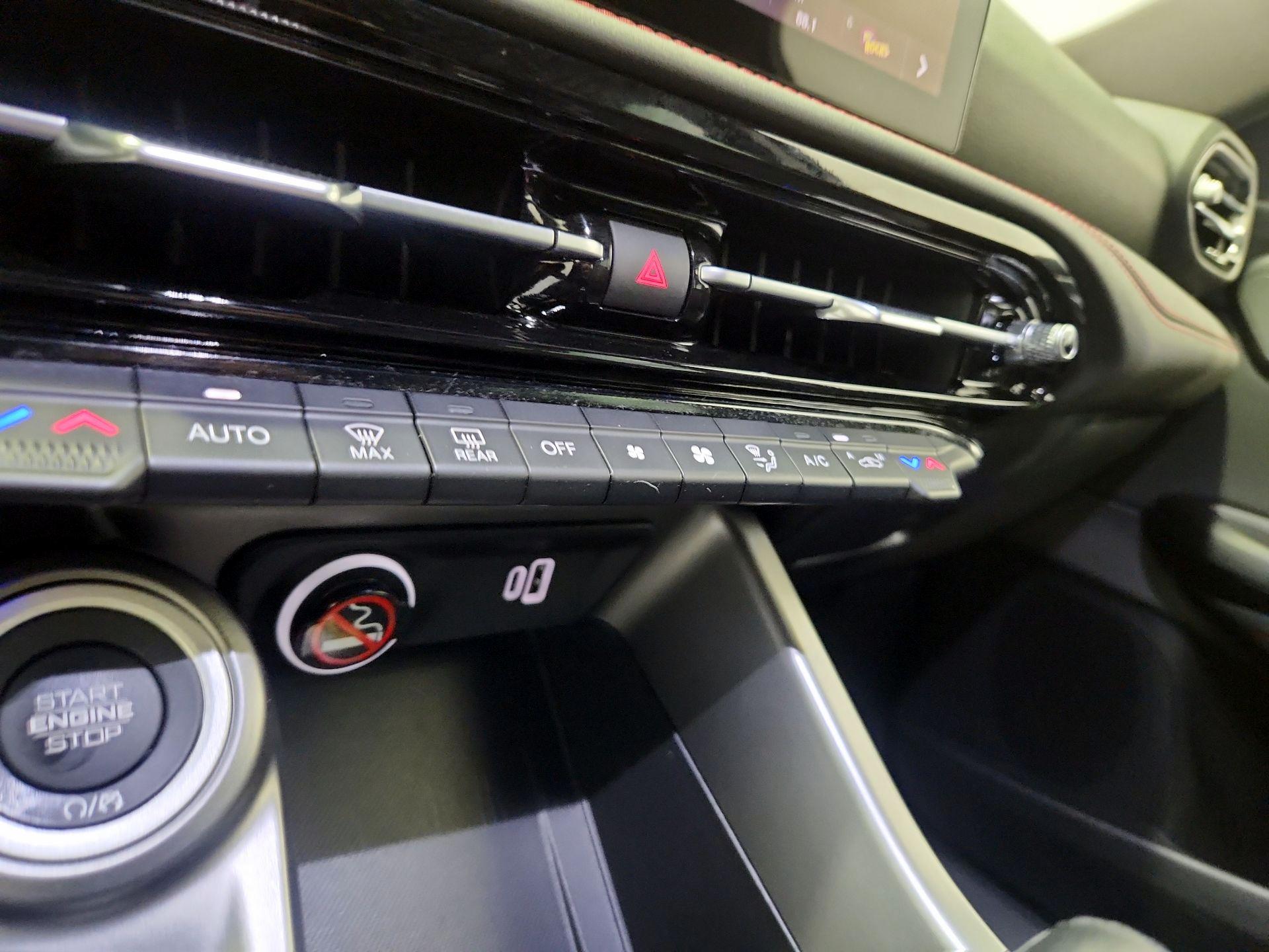 Thumbnail: 2024 Dodge Hornet - 16