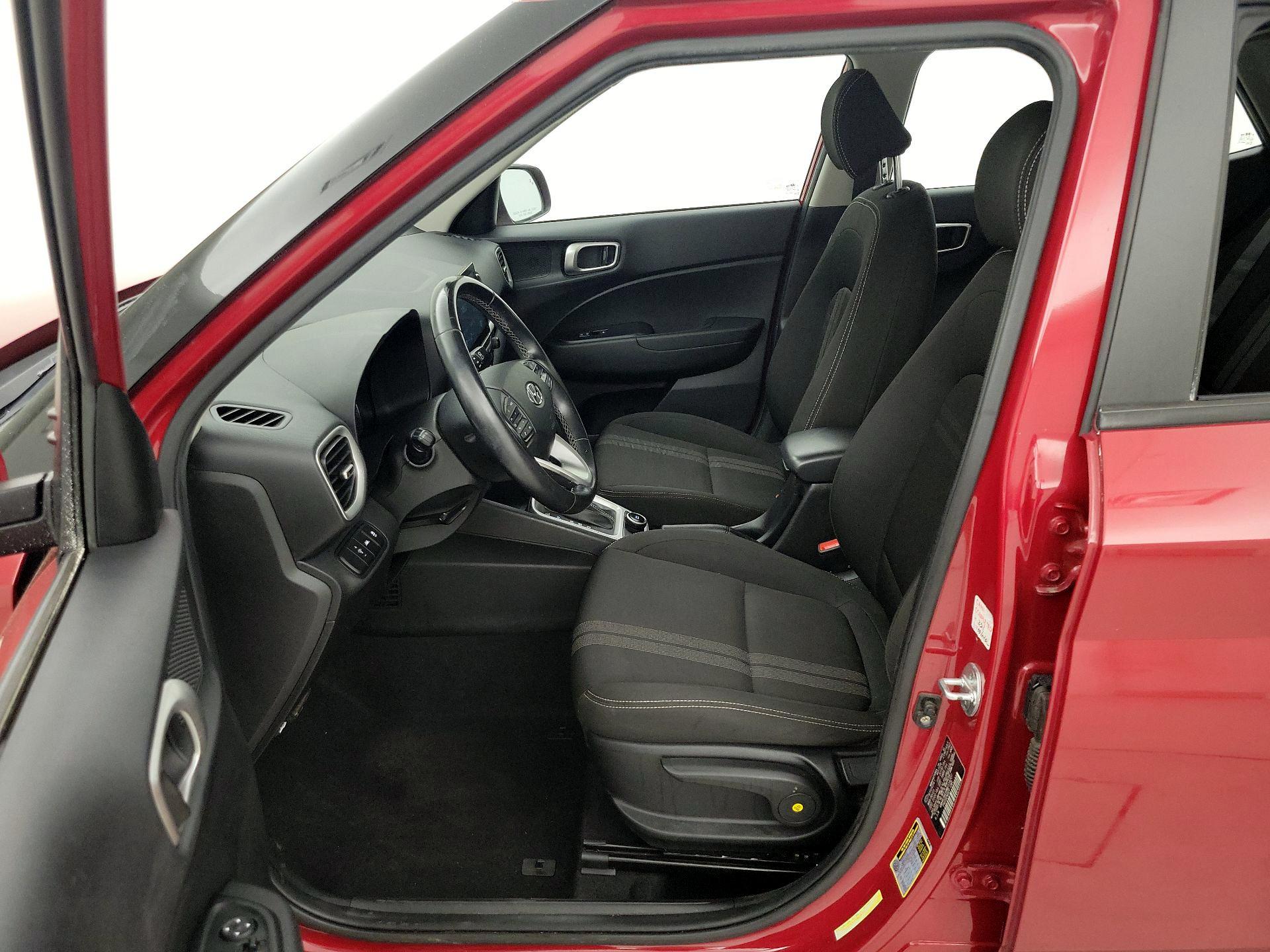 Thumbnail: 2021 Hyundai Venue - 11