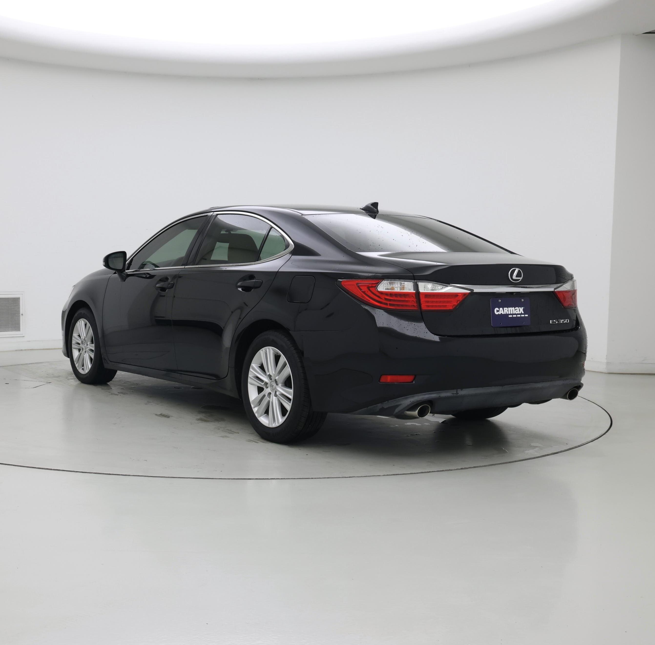 Thumbnail: 2015 Lexus ES - 2