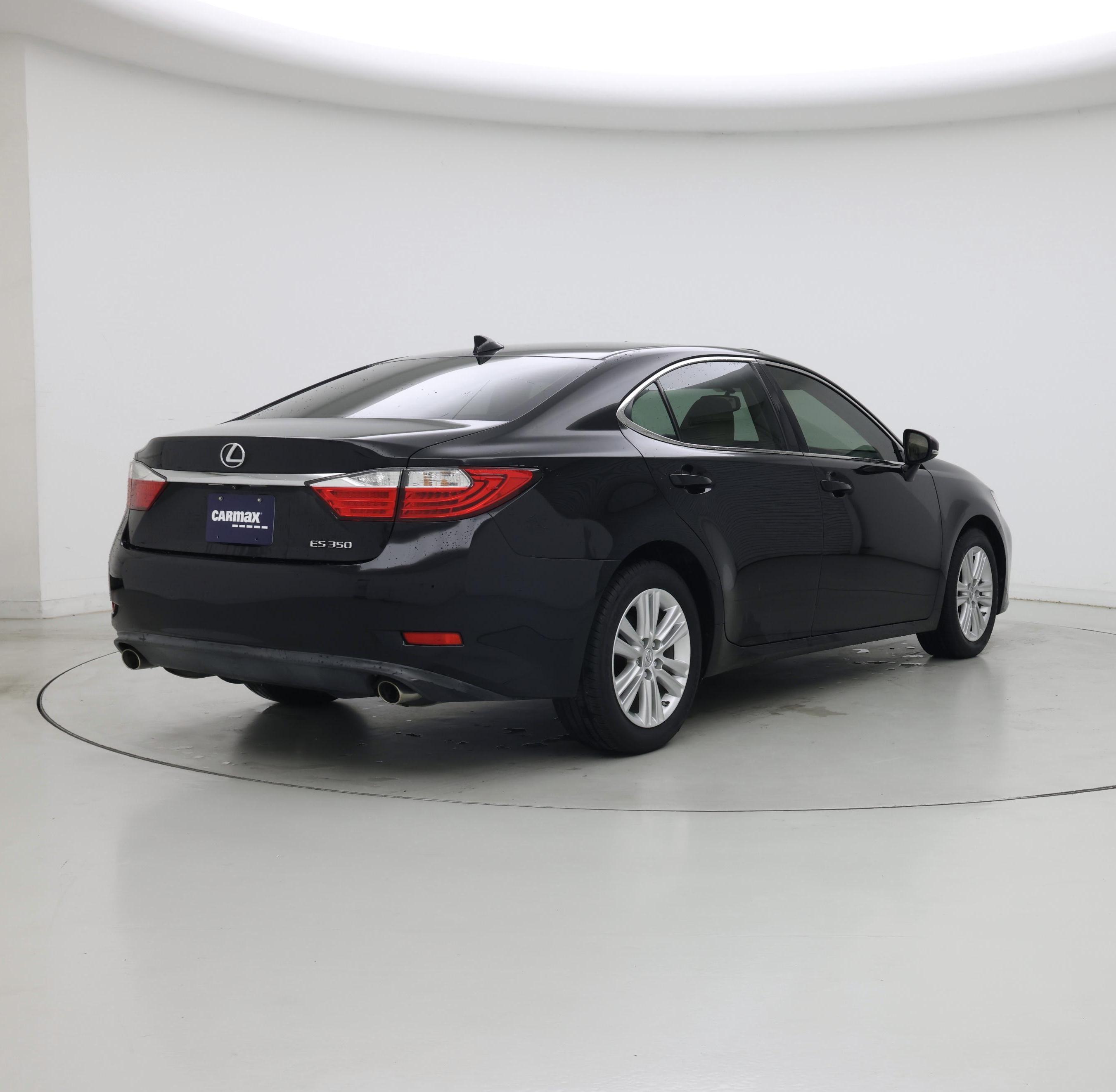 Thumbnail: 2015 Lexus ES - 8
