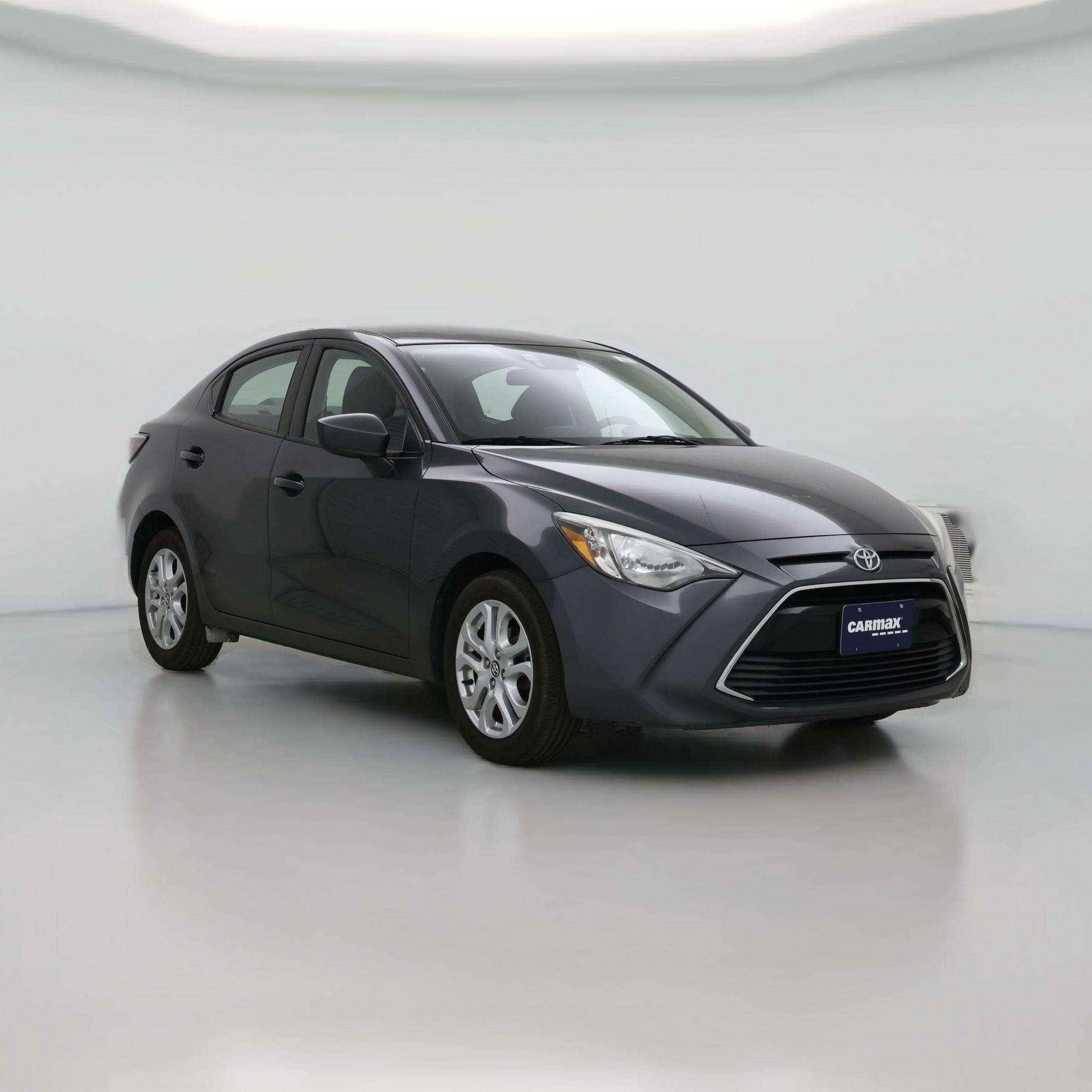 Thumbnail: 2018 Toyota Yaris iA - 1