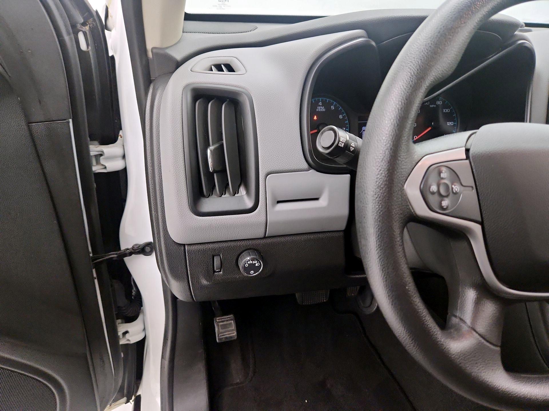 Thumbnail: 2022 Chevrolet Colorado - 13