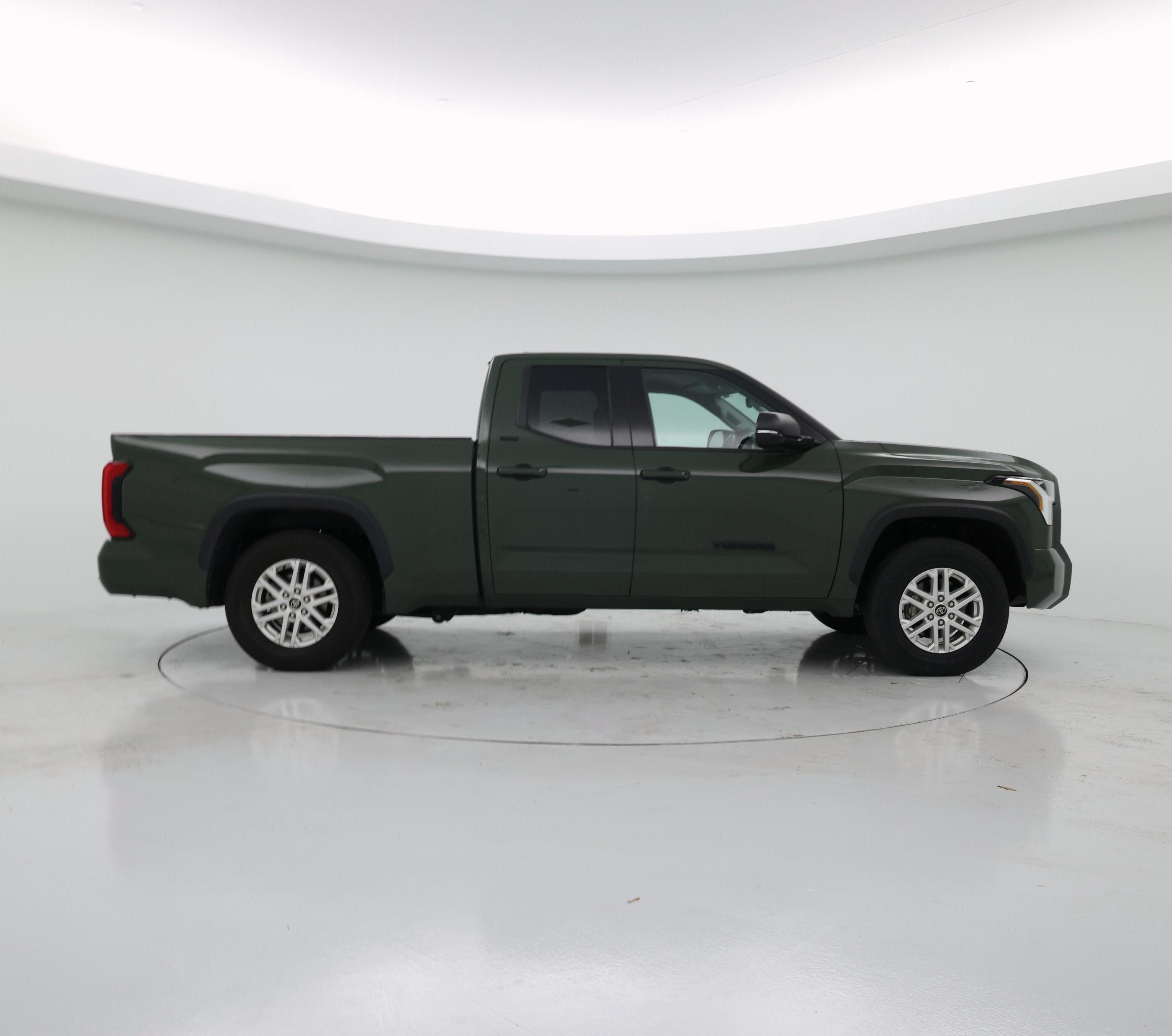 Thumbnail: 2022 Toyota Tundra - 7