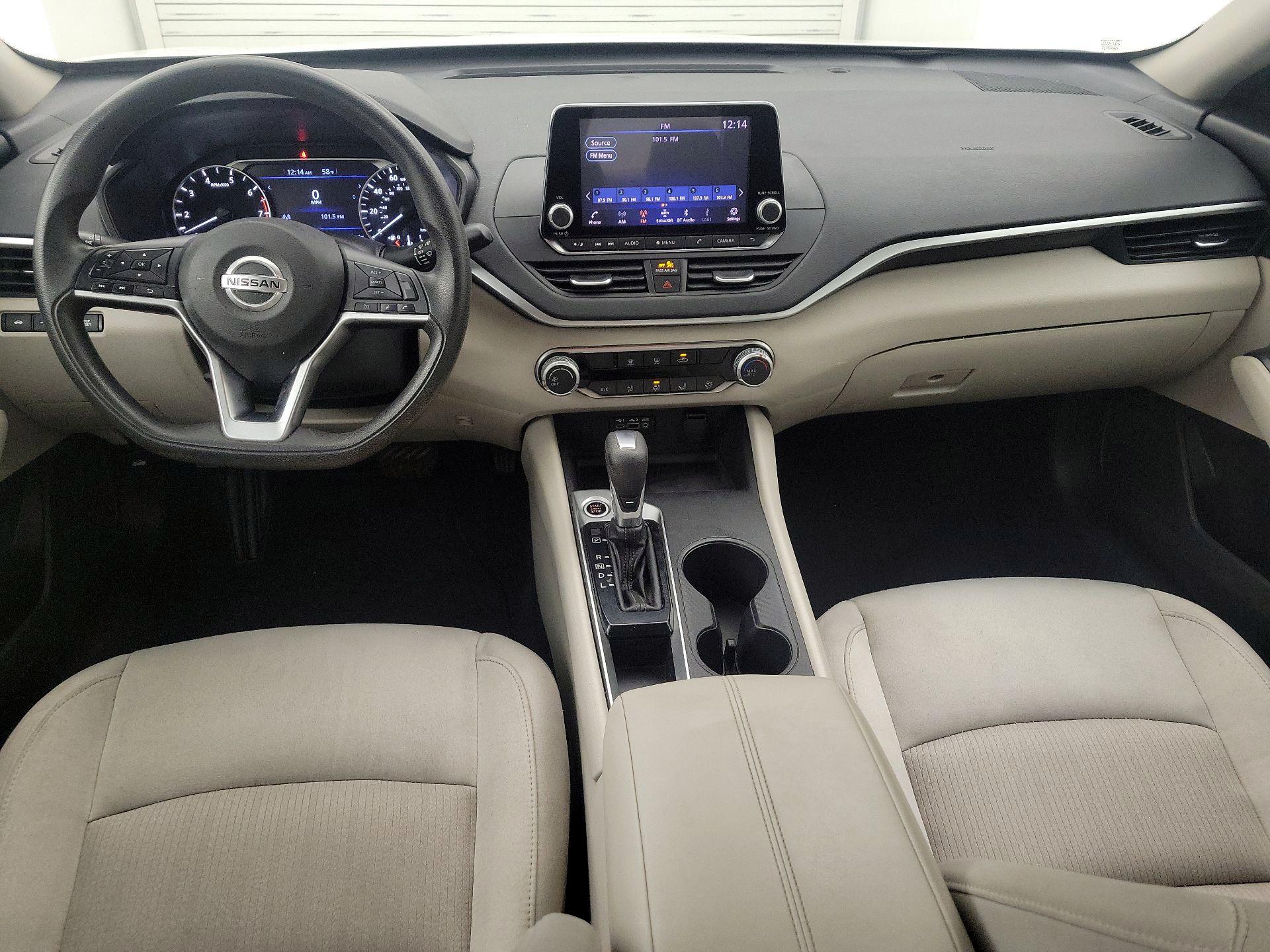 Thumbnail: 2019 Nissan Altima - 9