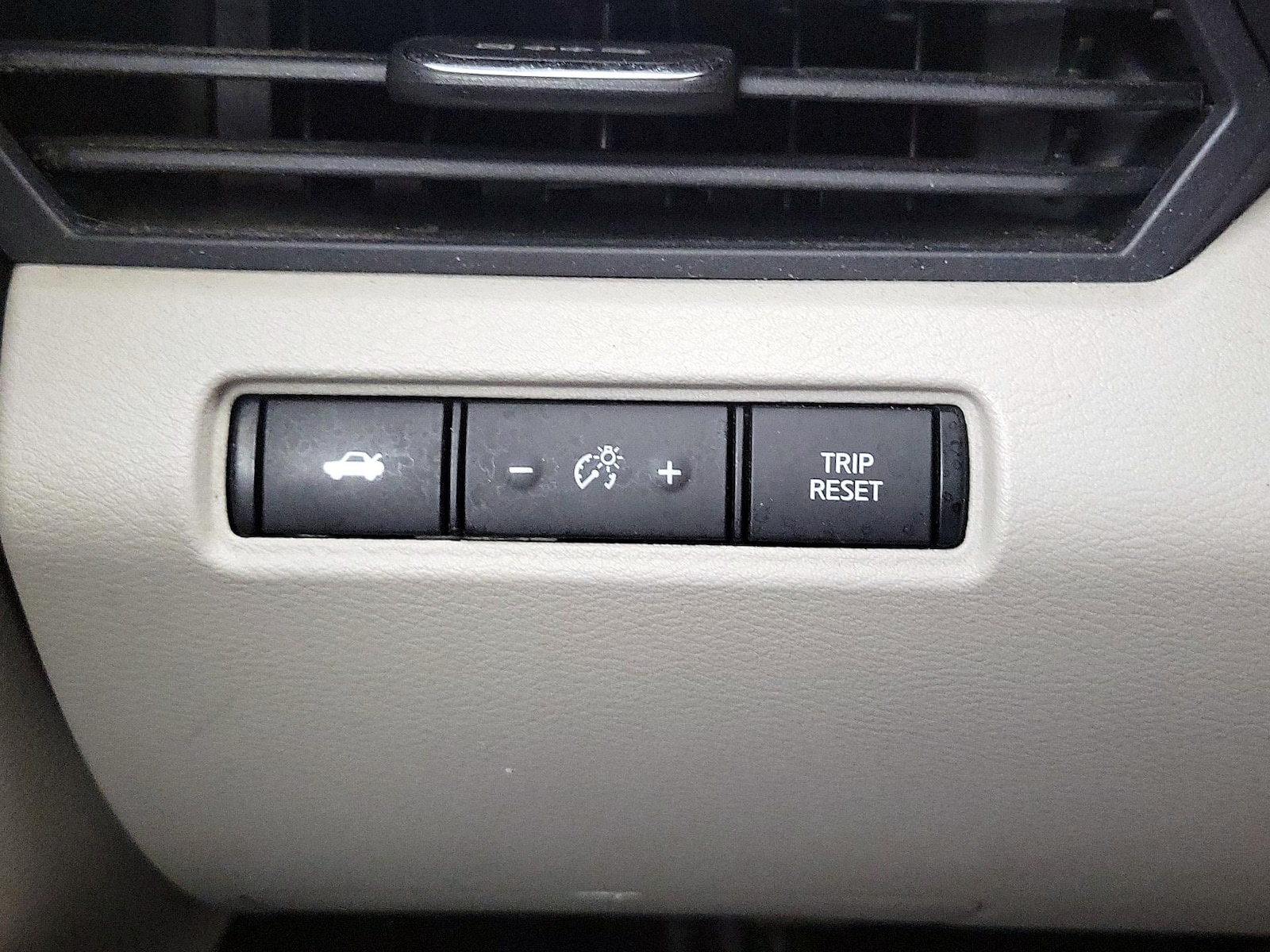 2019 Nissan Altima S - Photo 14