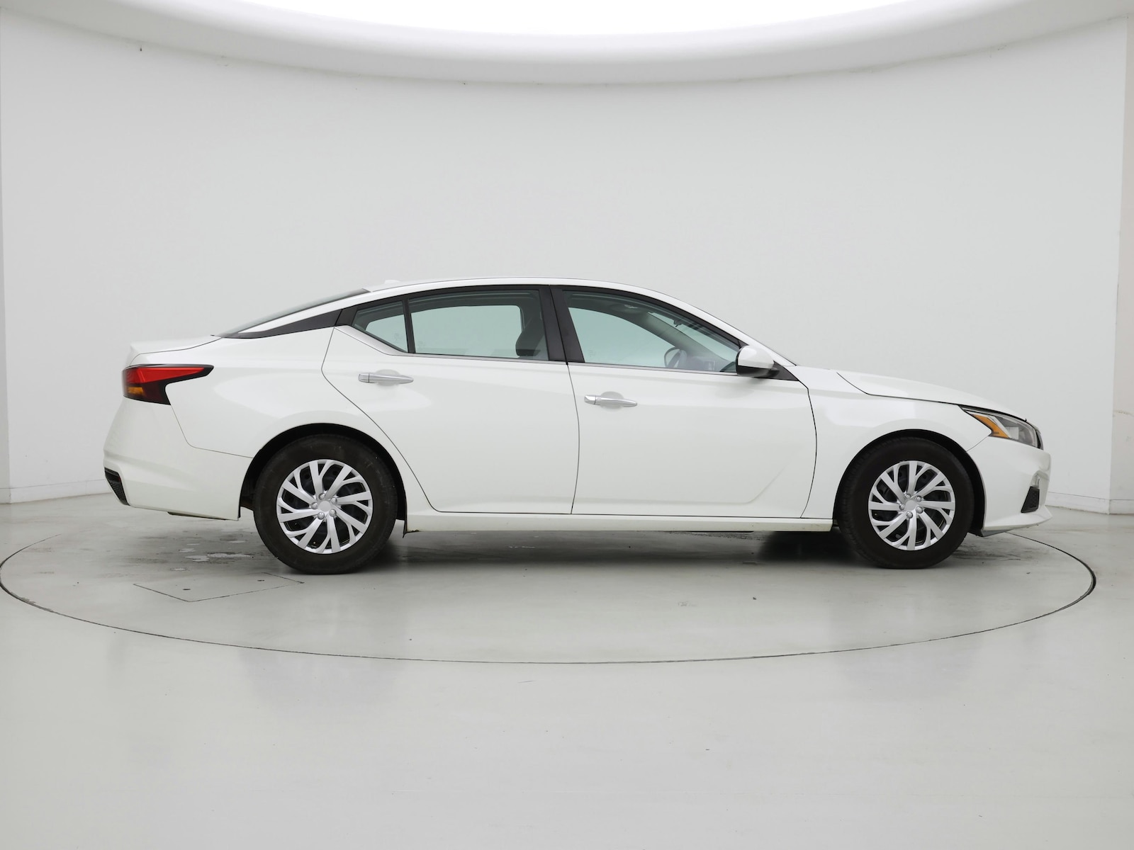 2019 Nissan Altima S - Photo 8