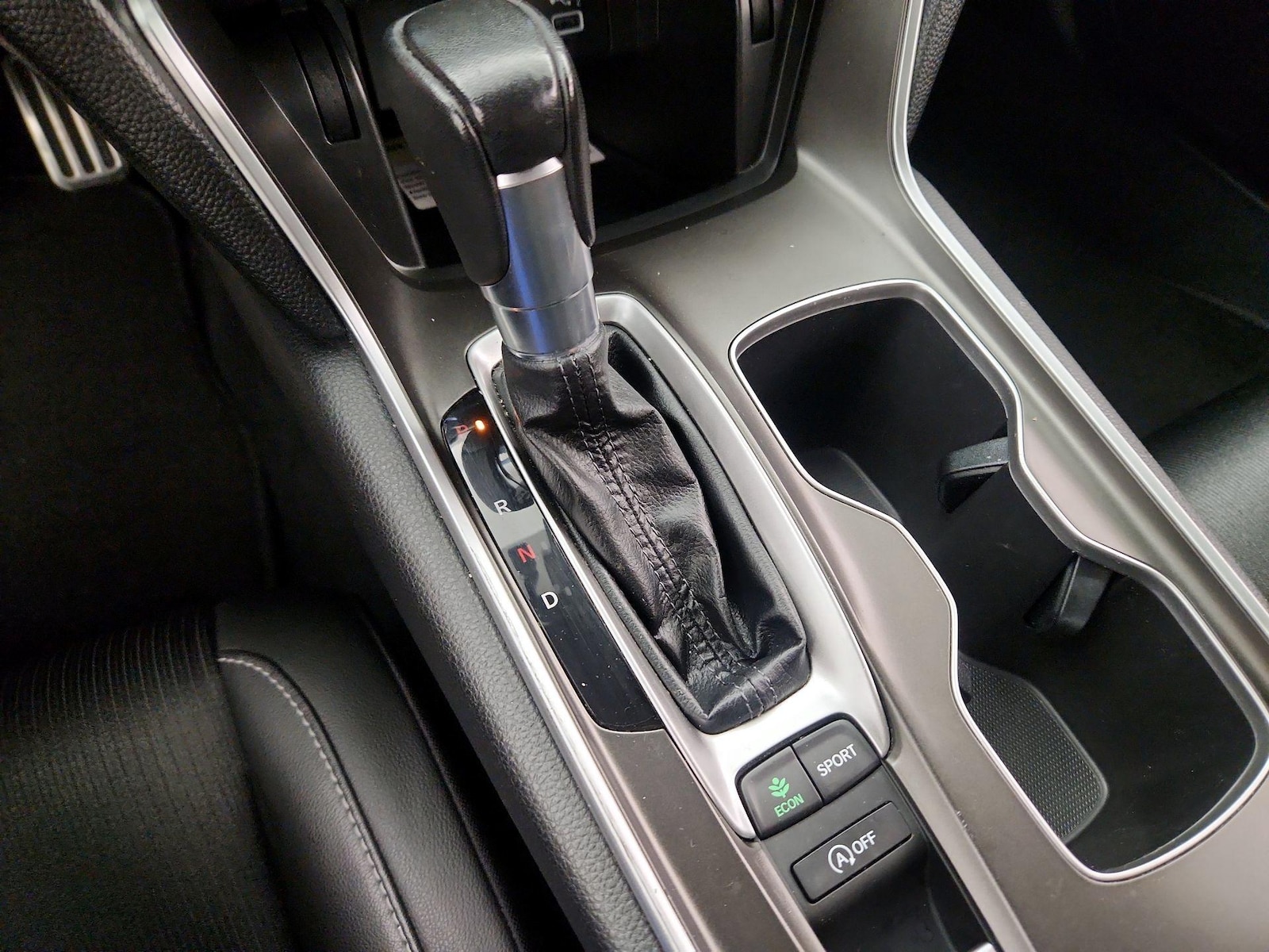 2022 Honda Accord Sport - Photo 18