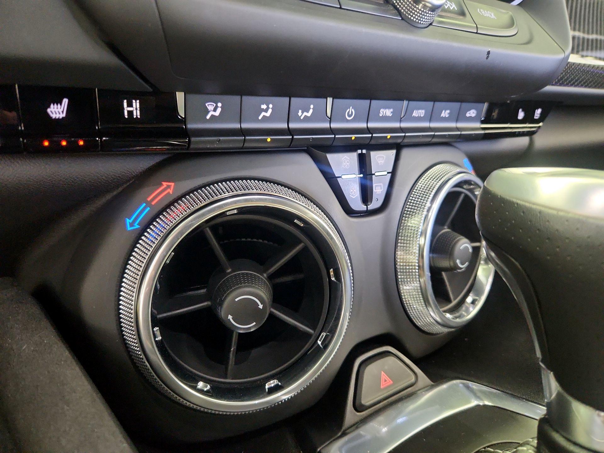 Thumbnail: 2021 Chevrolet Camaro - 16