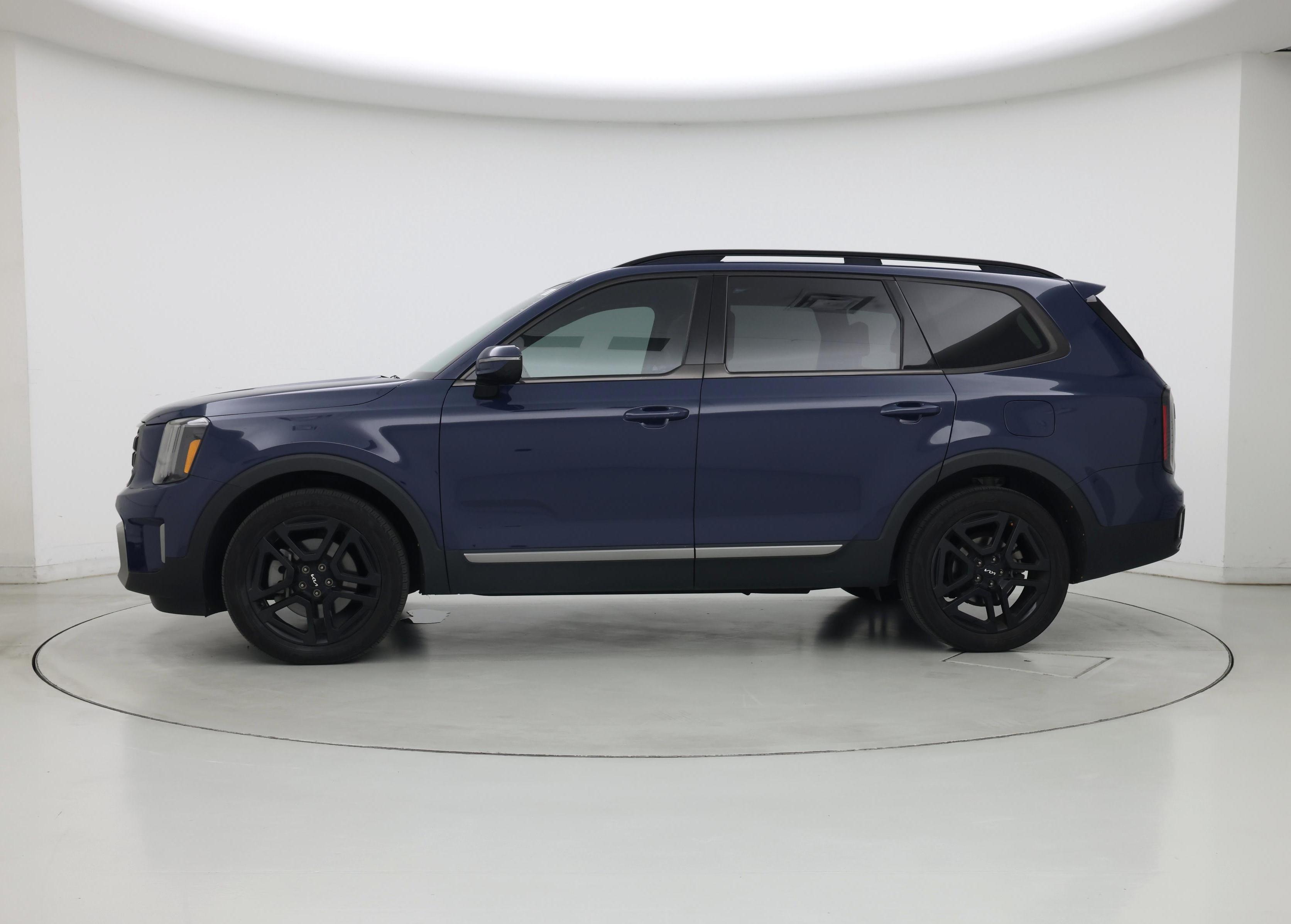 Thumbnail: 2023 Kia Telluride - 3