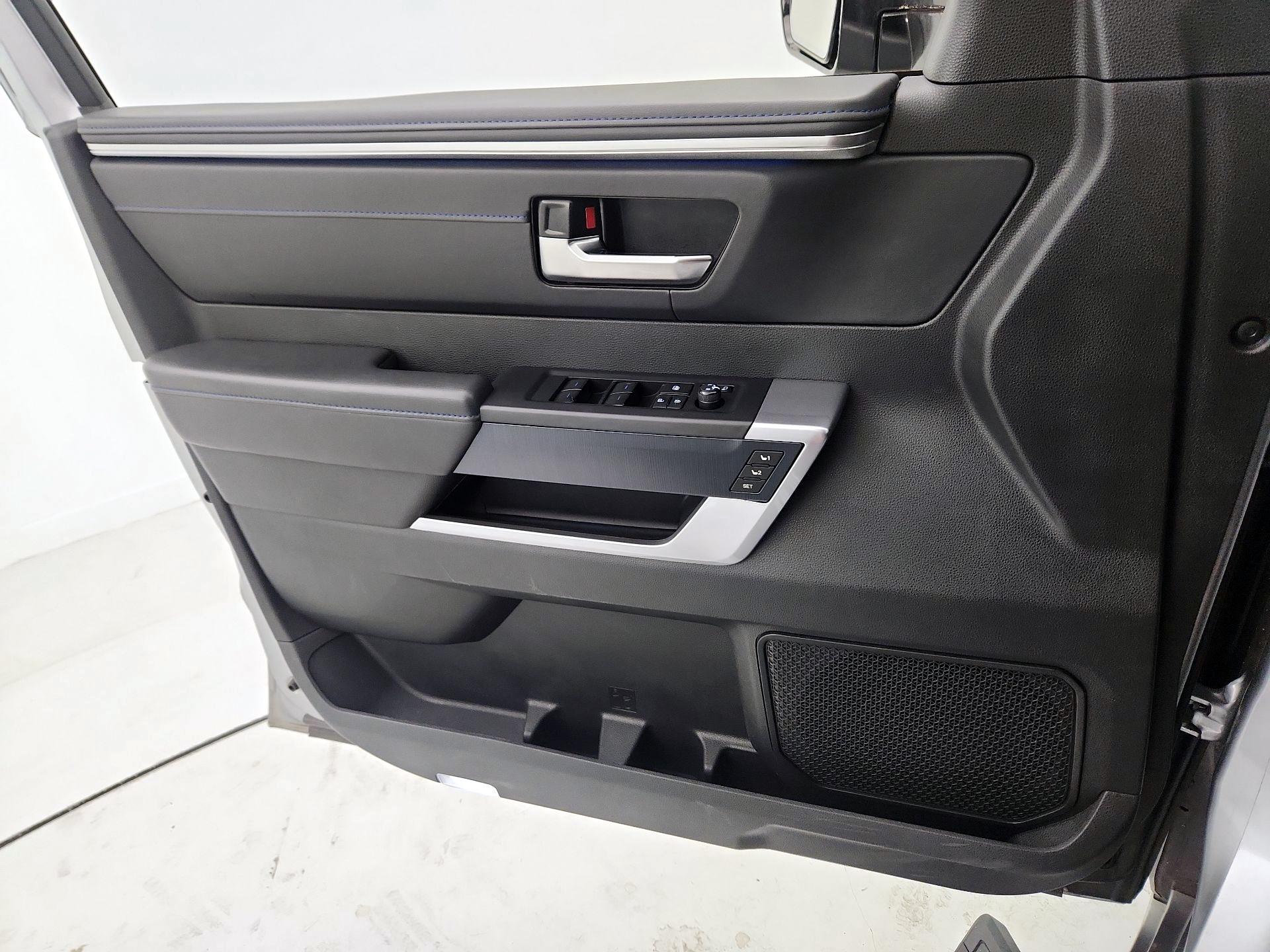 Thumbnail: 2024 Toyota Tundra - 12