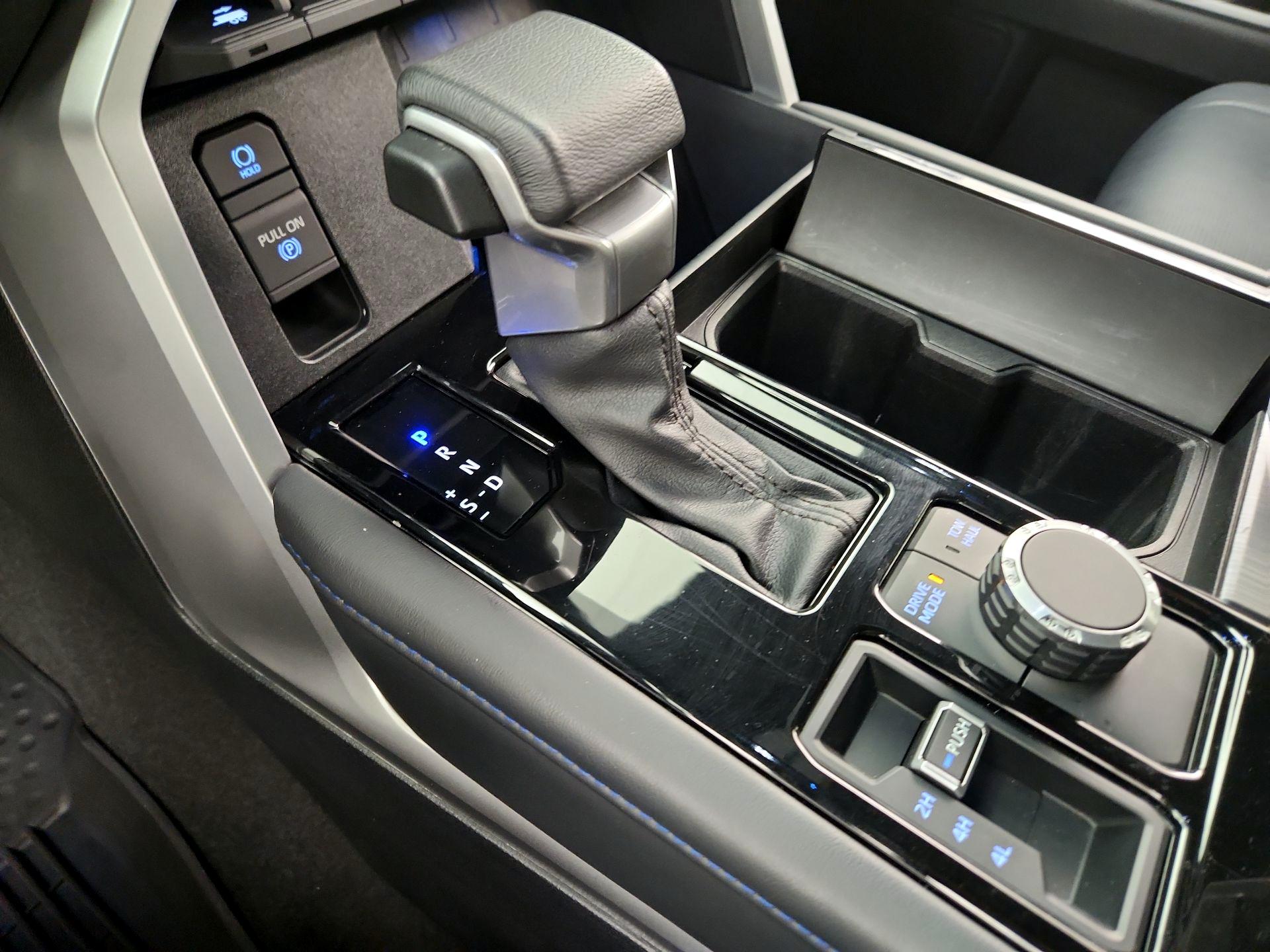 Thumbnail: 2024 Toyota Tundra - 18