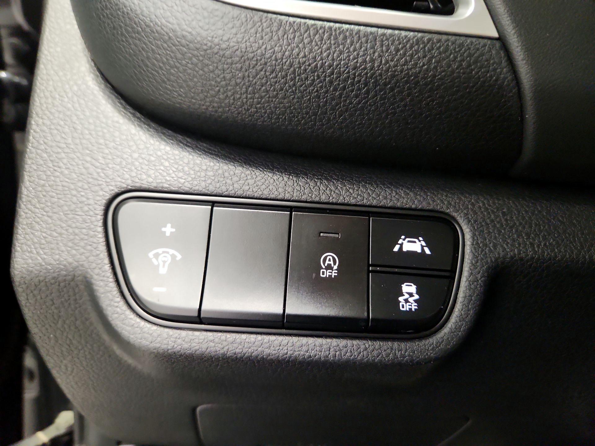 Thumbnail: 2021 Kia Seltos - 13