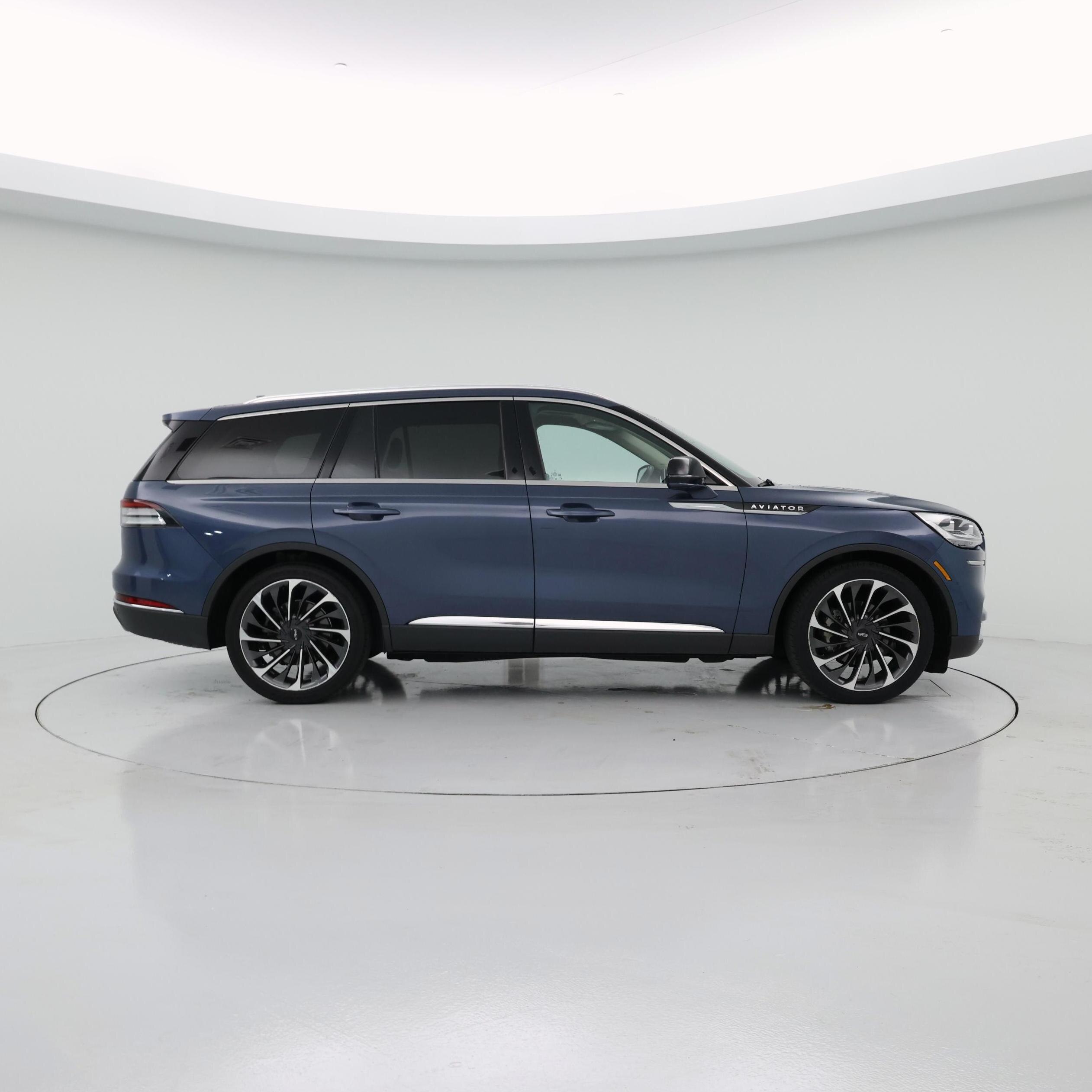 Thumbnail: 2020 Lincoln Aviator - 7
