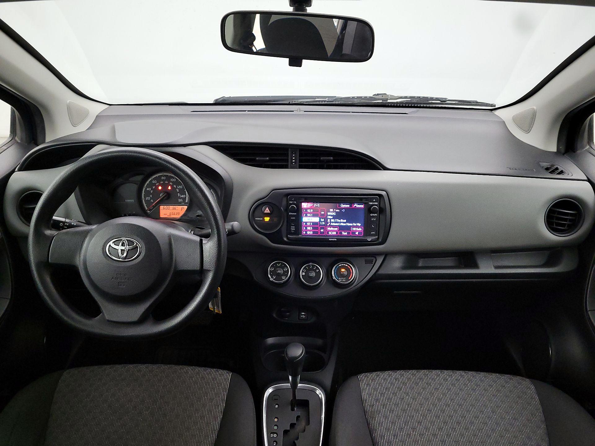 Thumbnail: 2015 Toyota Yaris - 9