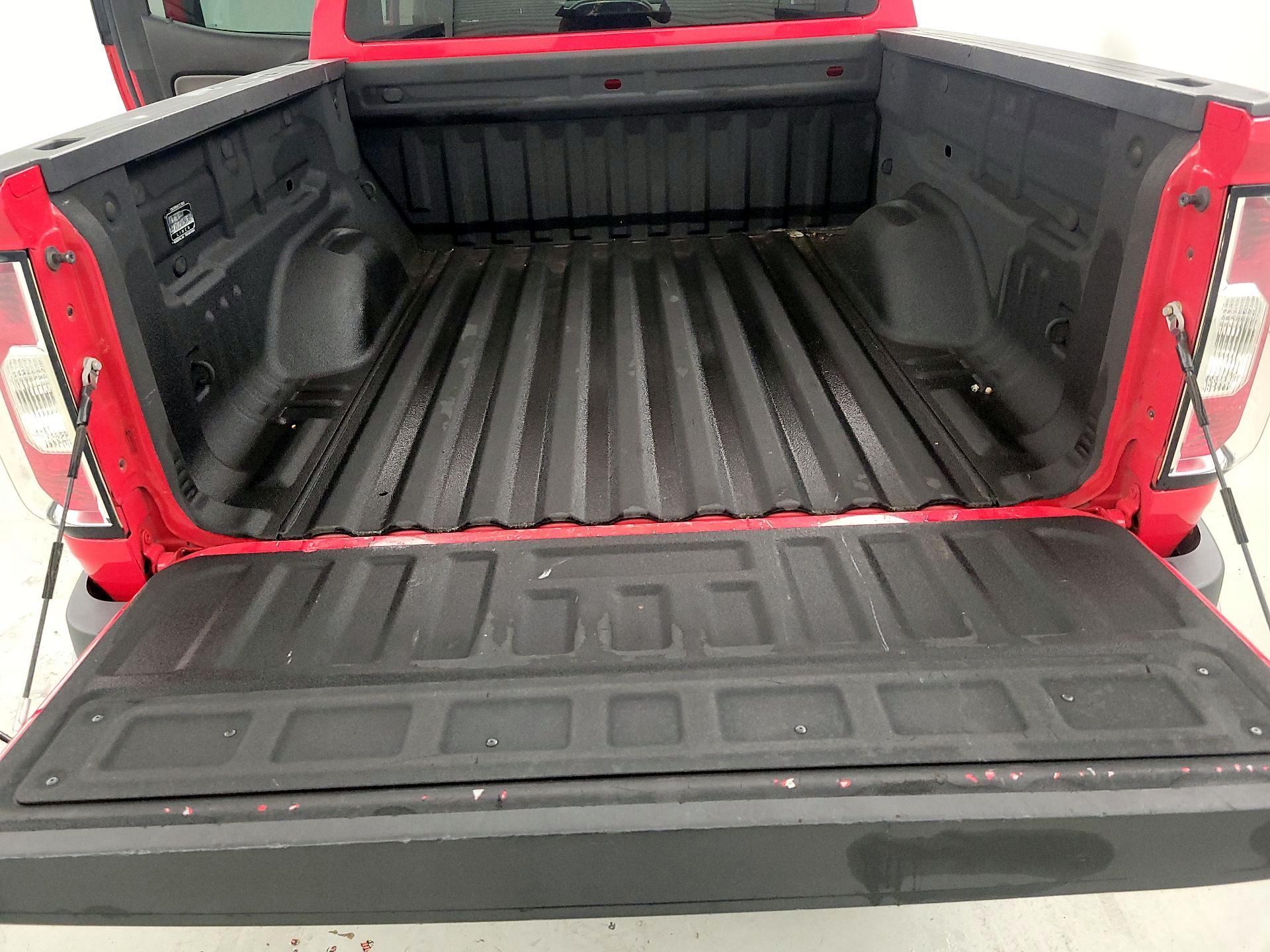 Thumbnail: 2017 GMC Canyon - 19