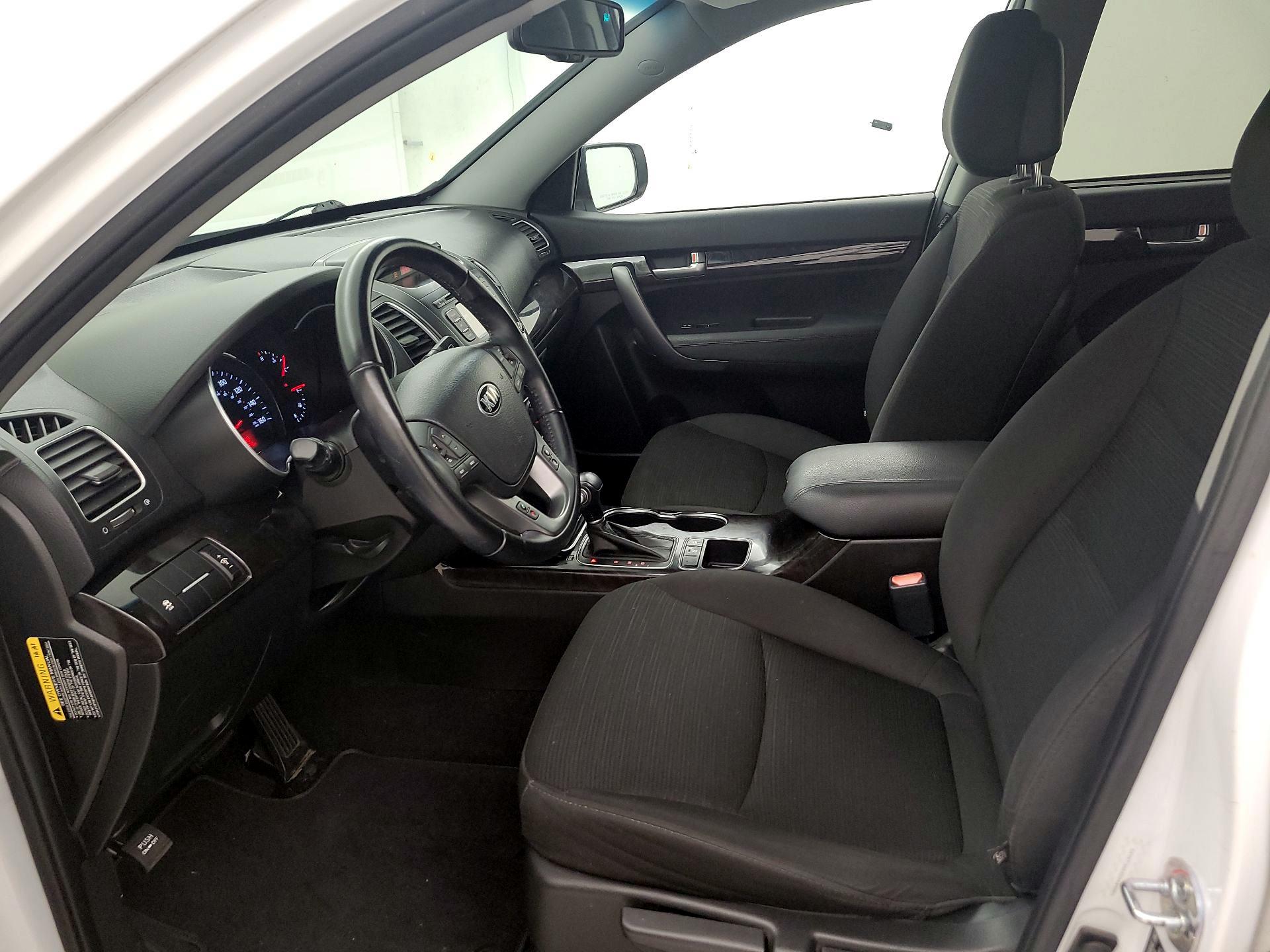 Thumbnail: 2014 Kia Sorento - 11