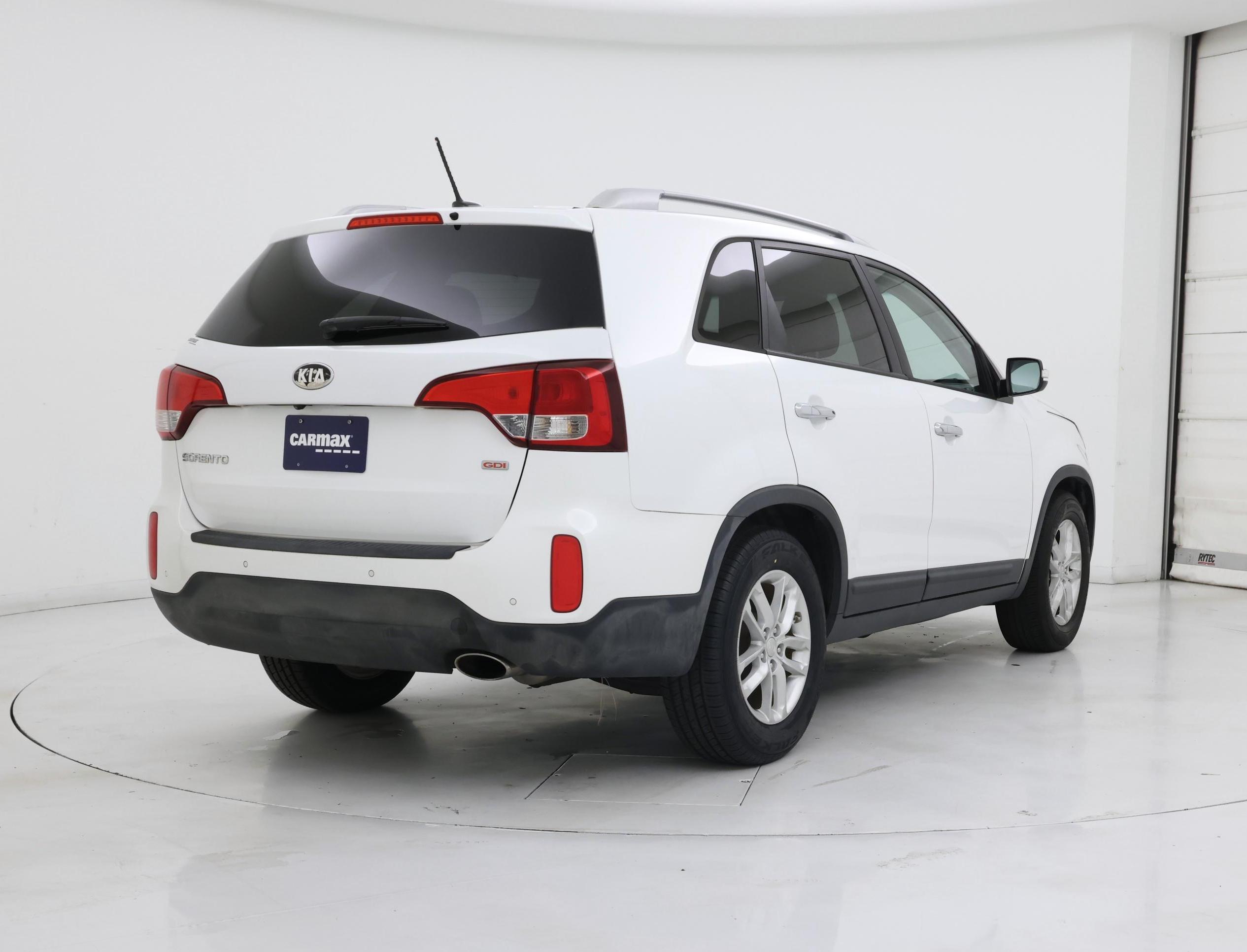 Thumbnail: 2014 Kia Sorento - 8