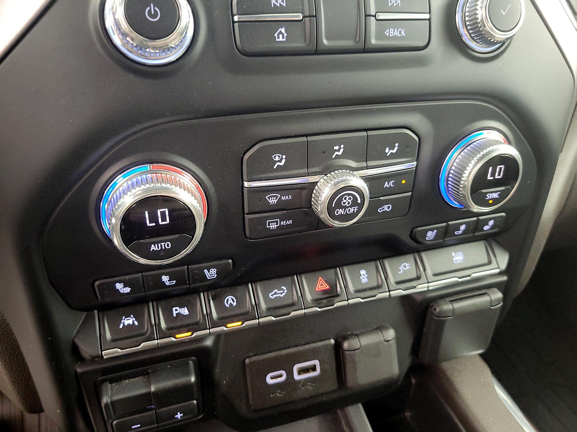 Thumbnail: 2020 GMC Sierra 1500 - 17