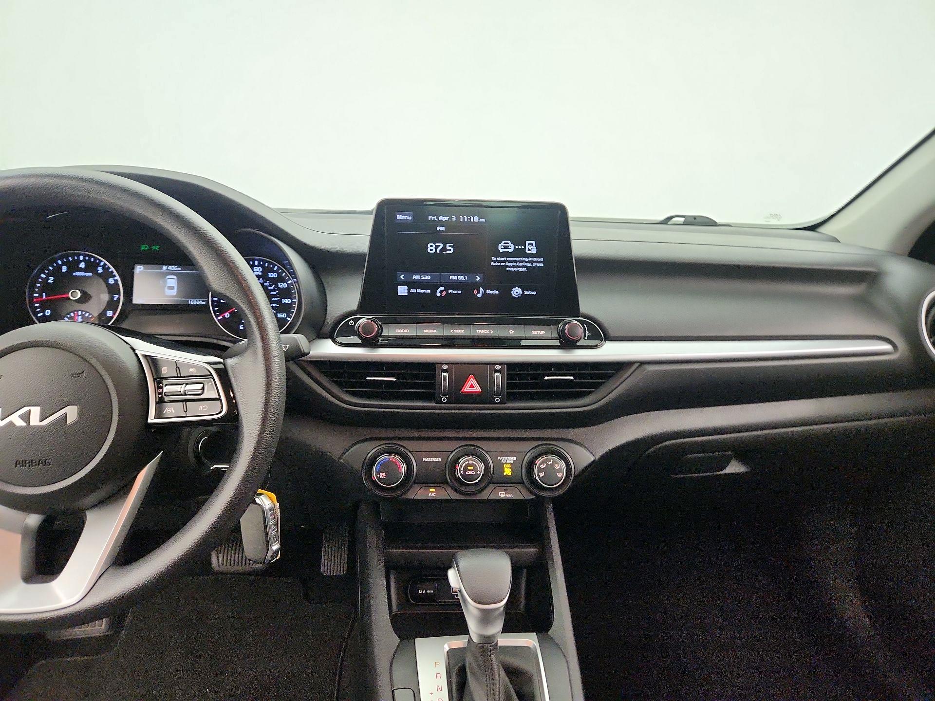 Thumbnail: 2024 Kia Forte - 9