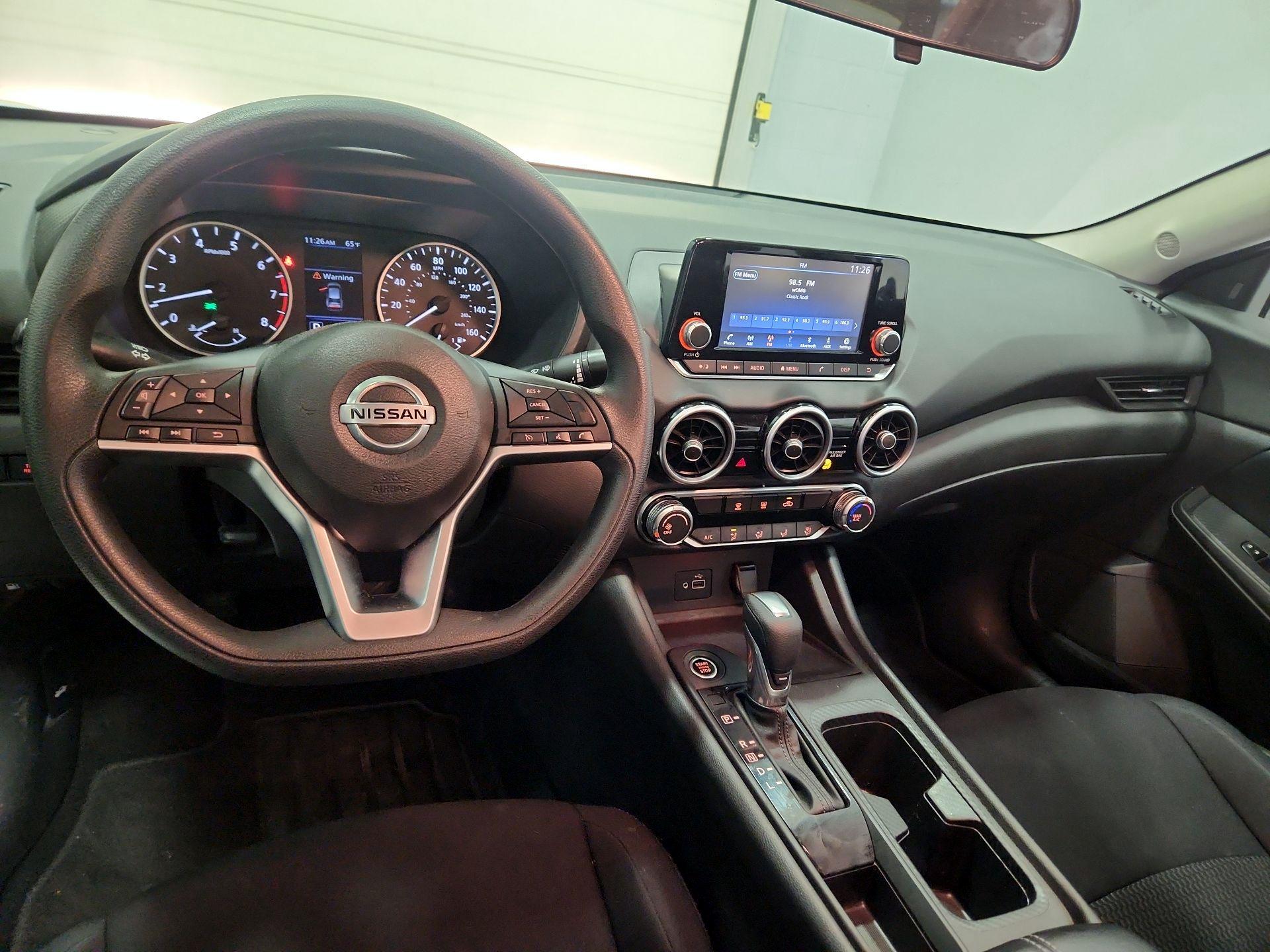 Thumbnail: 2021 Nissan Sentra - 9