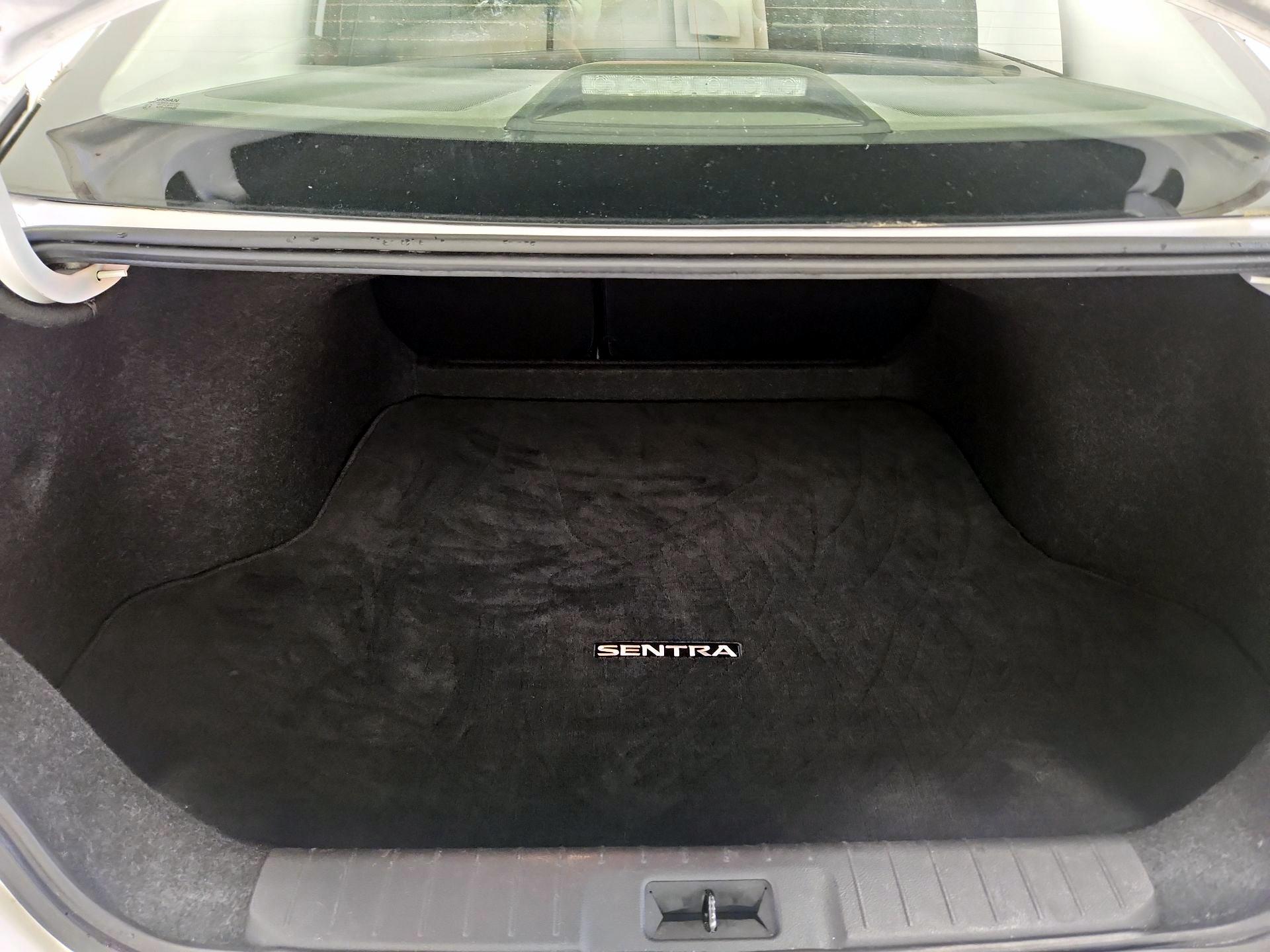 Thumbnail: 2021 Nissan Sentra - 20