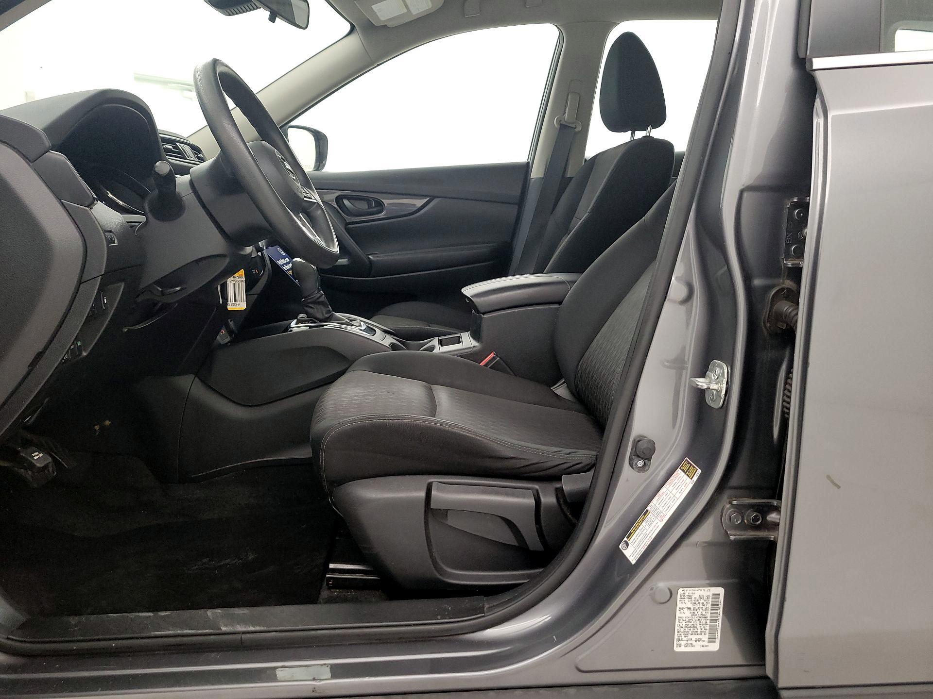 Thumbnail: 2019 Nissan Rogue - 11