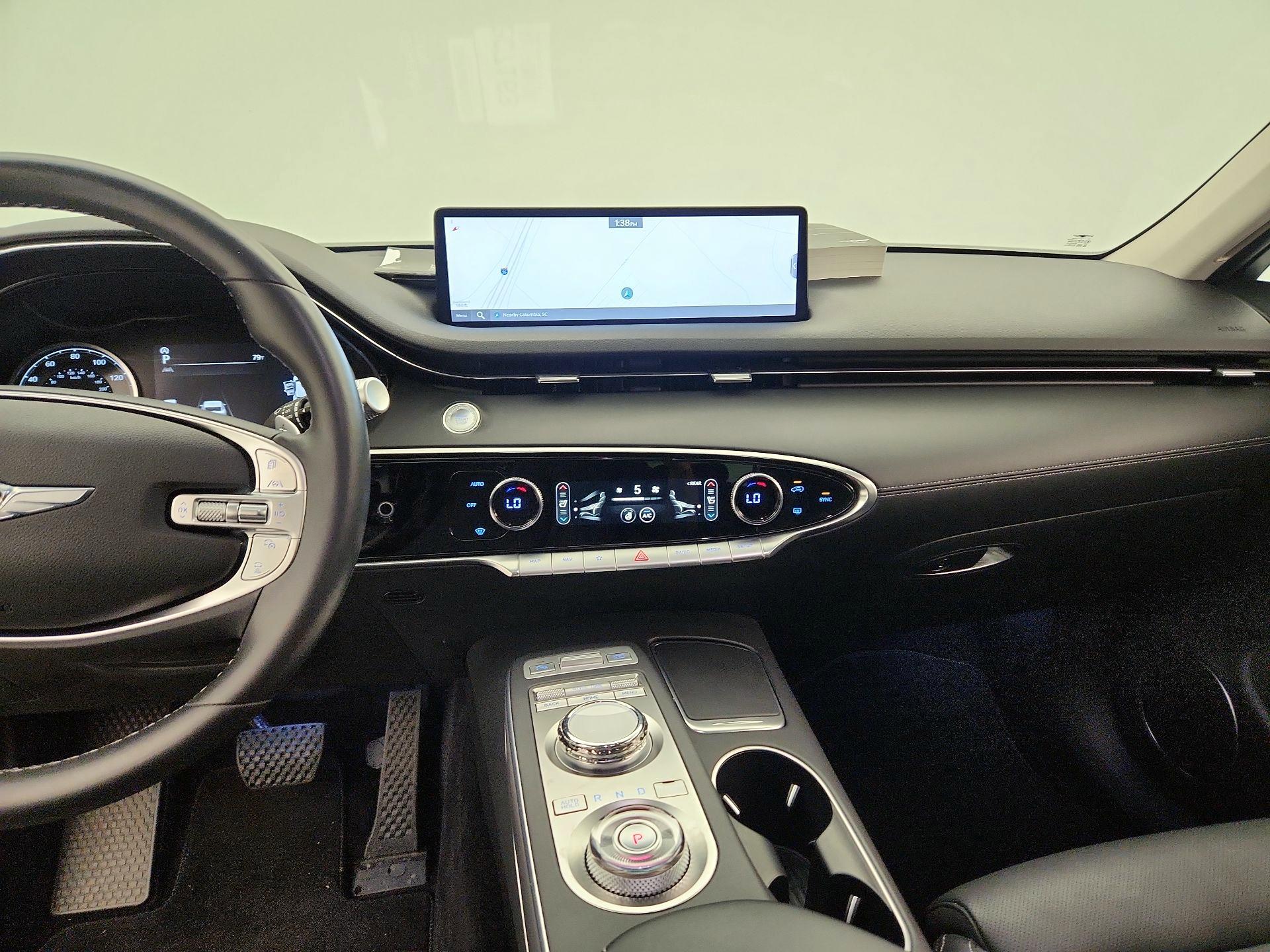 Thumbnail: 2023 Genesis GV70 - 9