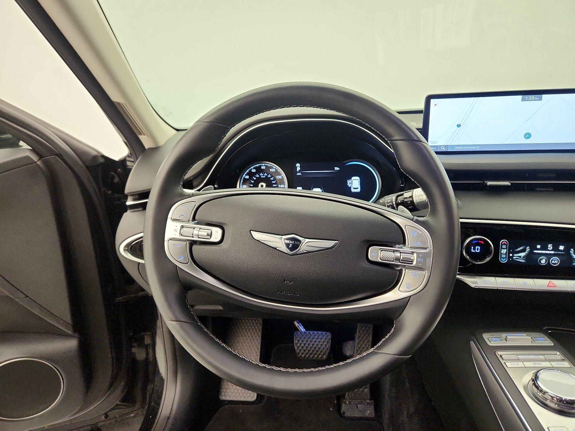 Thumbnail: 2023 Genesis GV70 - 10