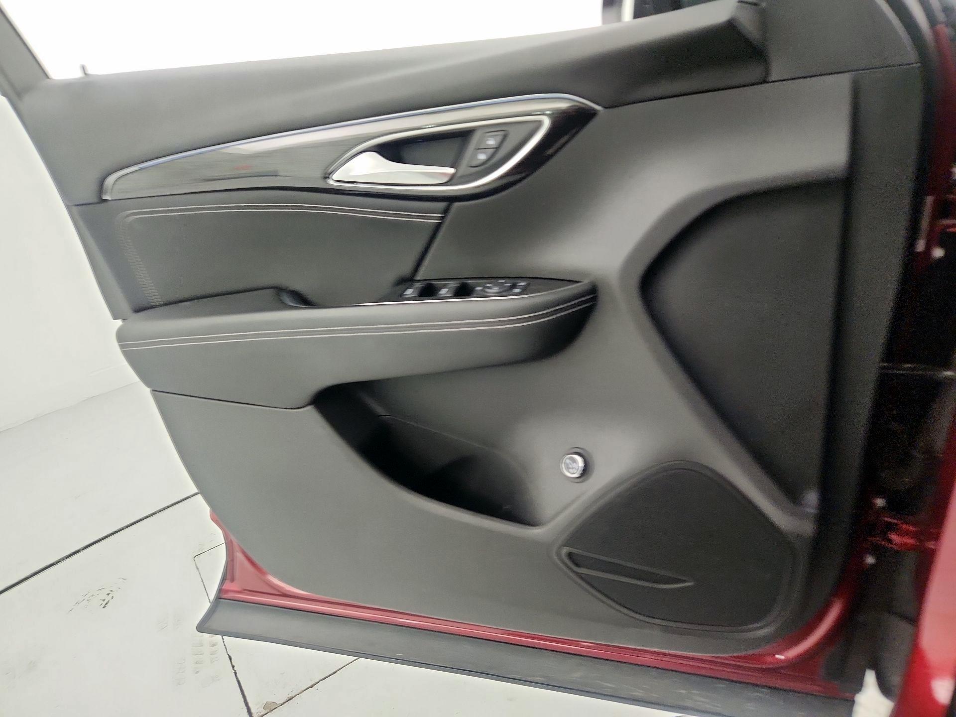 Thumbnail: 2021 Buick Envision - 12