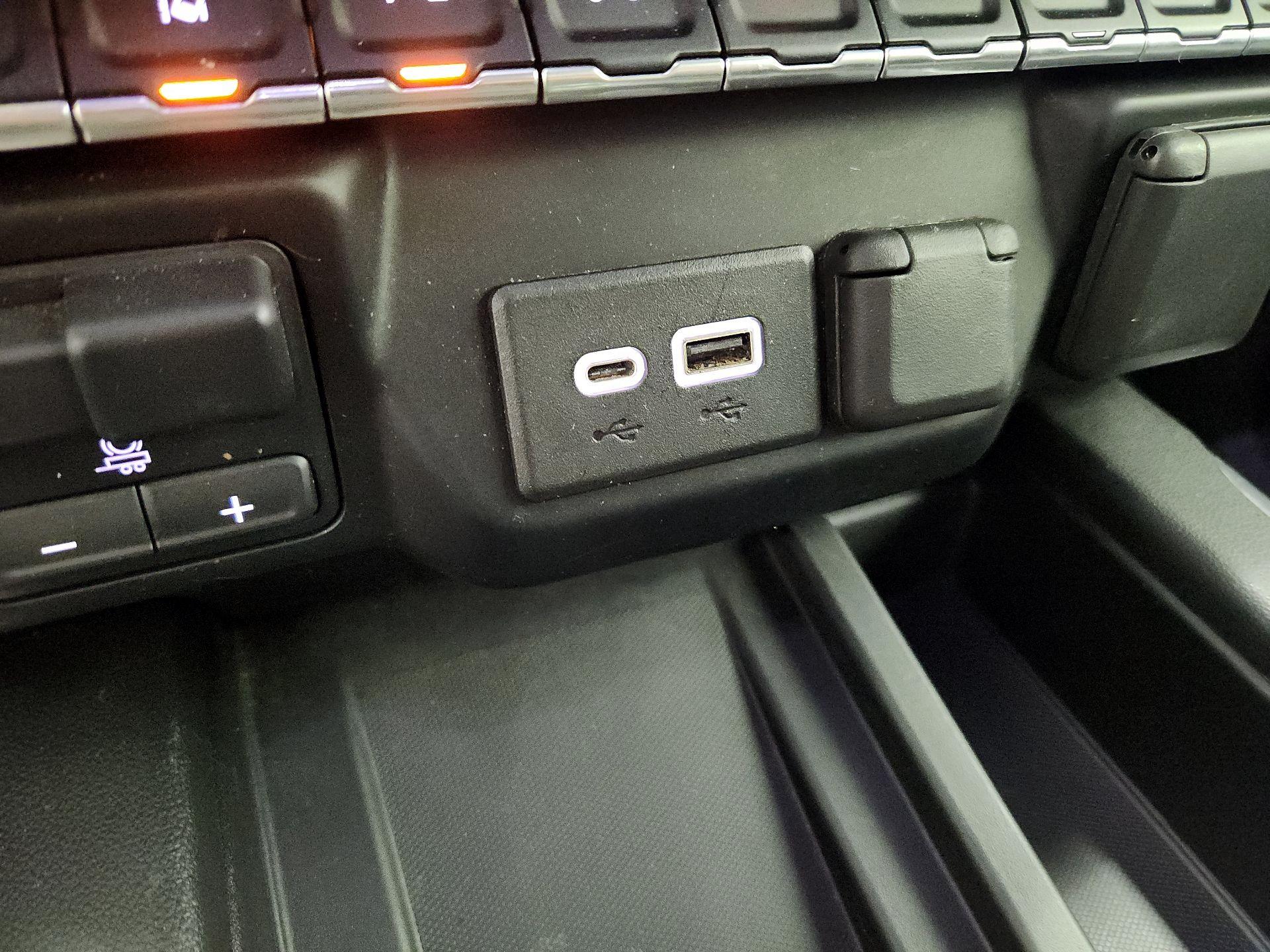 Thumbnail: 2020 Chevrolet Silverado 2500 - 18