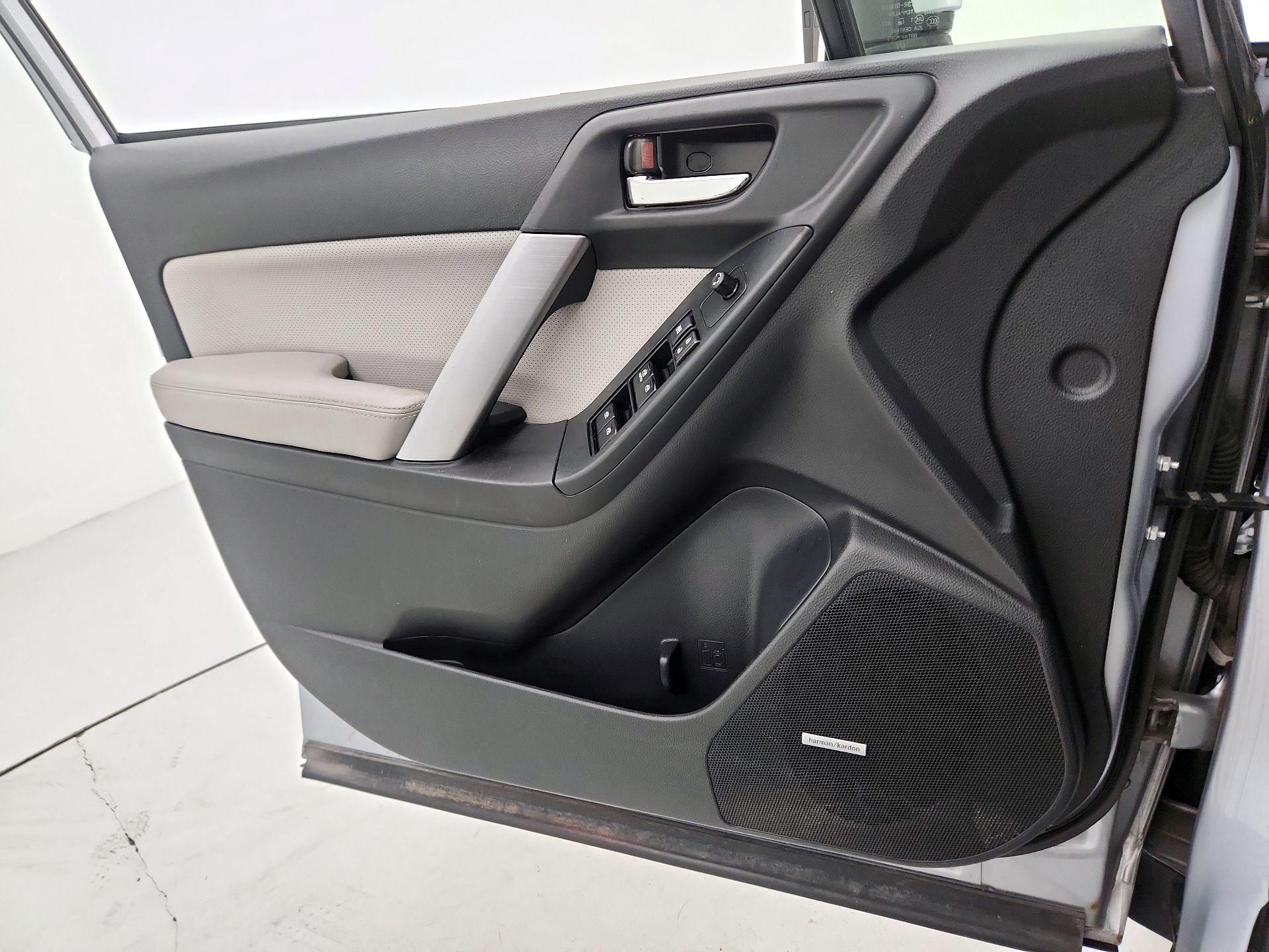 Thumbnail: 2016 Subaru Forester - 12