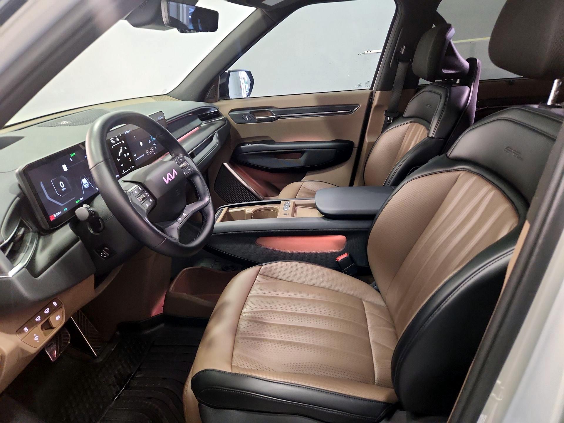 Thumbnail: 2024 Kia EV9 - 11