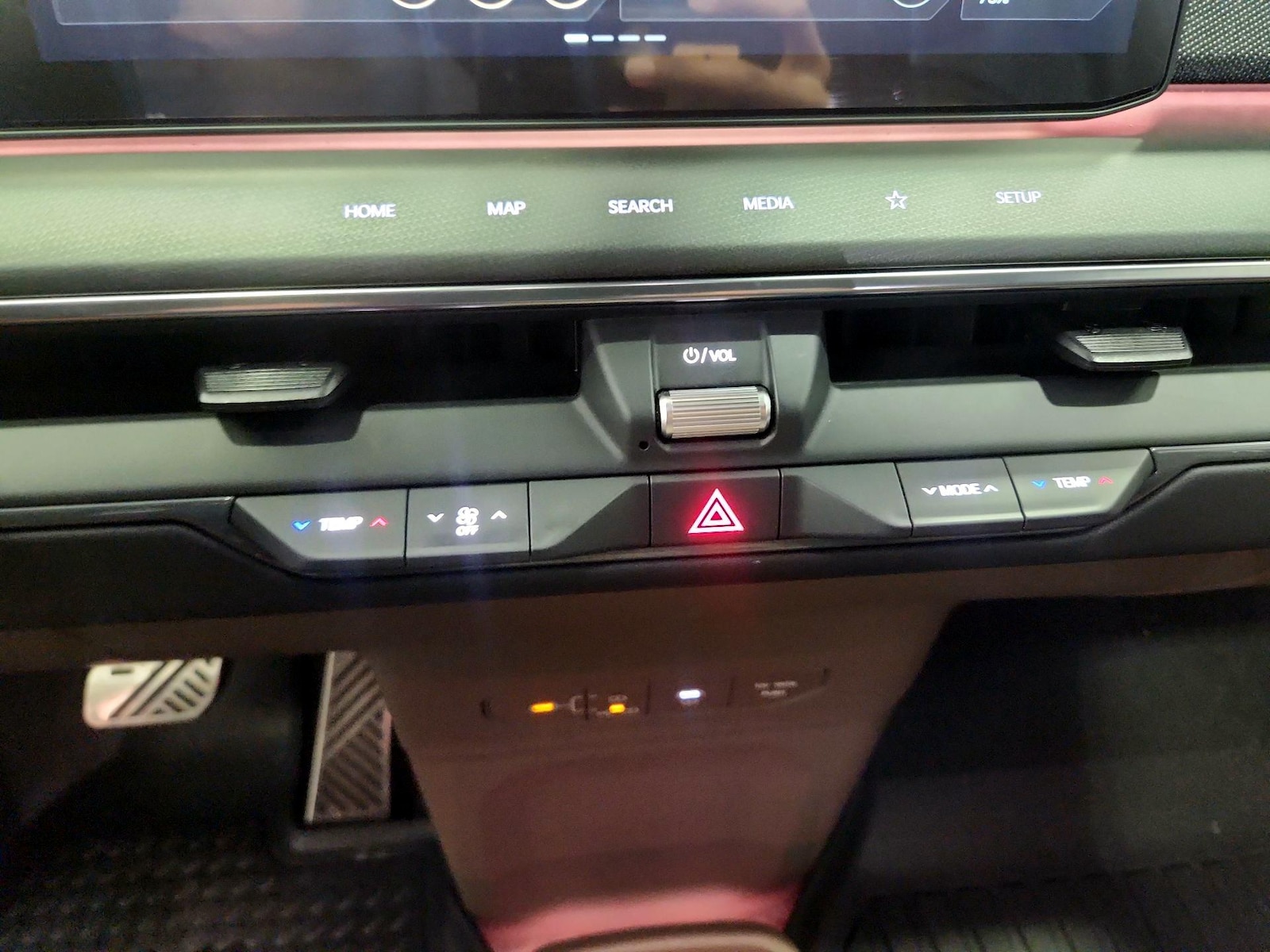 2024 Kia EV9 GT-Line - Photo 17