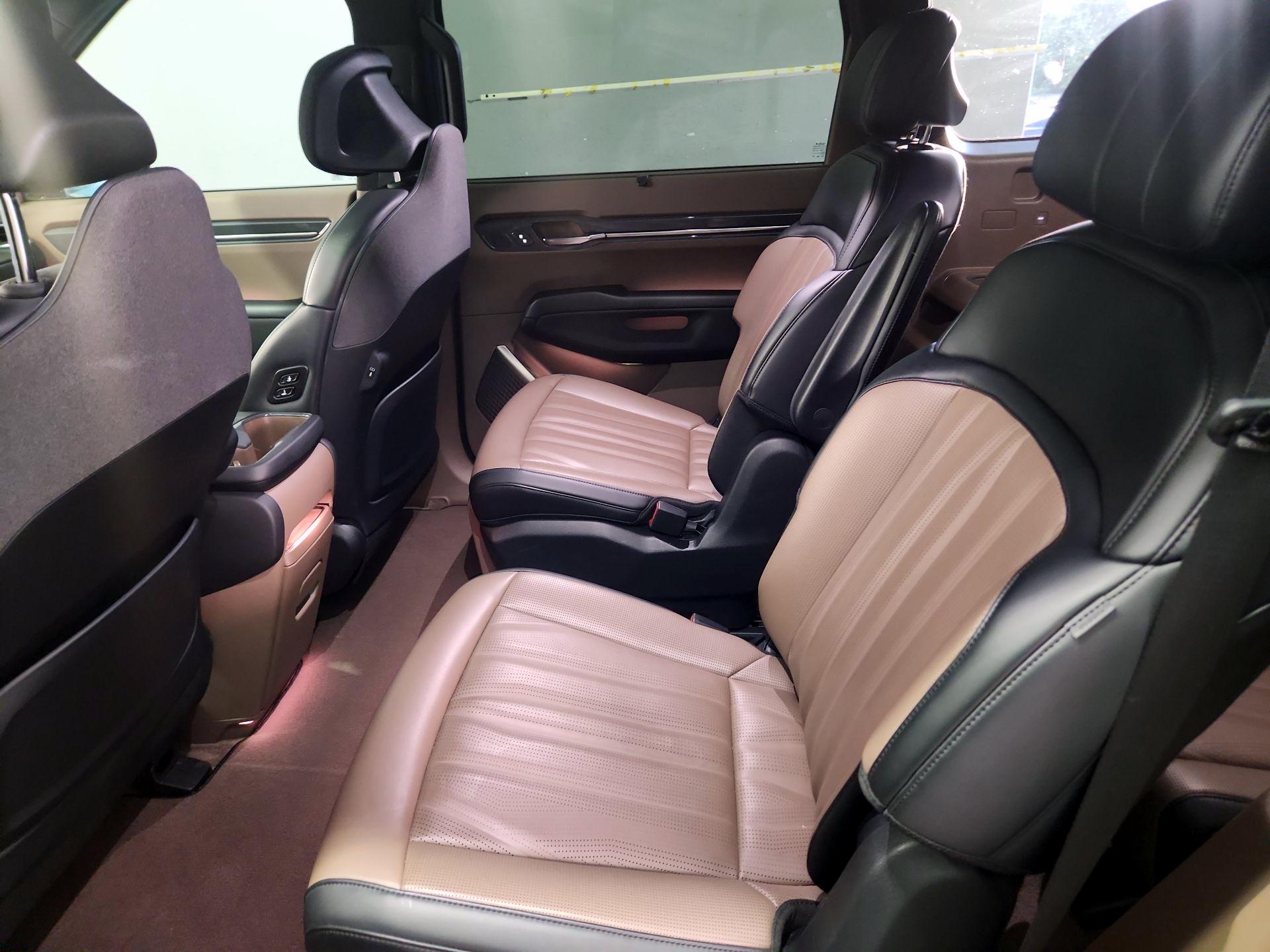 Thumbnail: 2024 Kia EV9 - 20