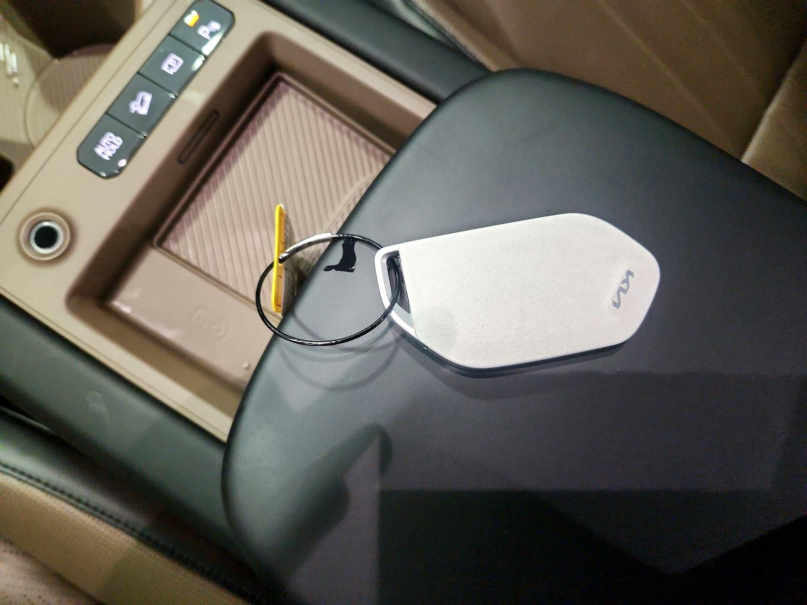 2024 Kia EV9 GT-Line - Photo 24
