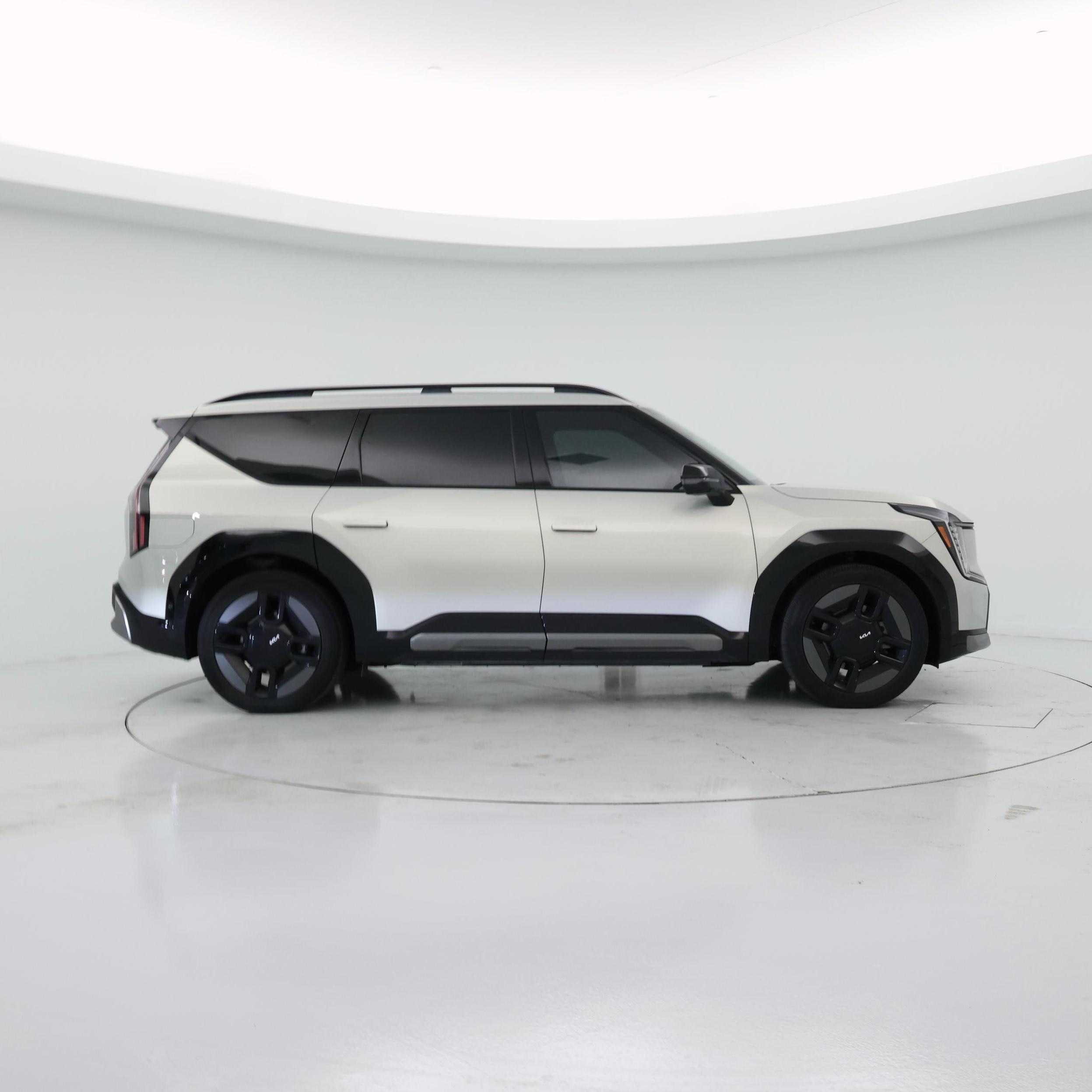 Thumbnail: 2024 Kia EV9 - 7
