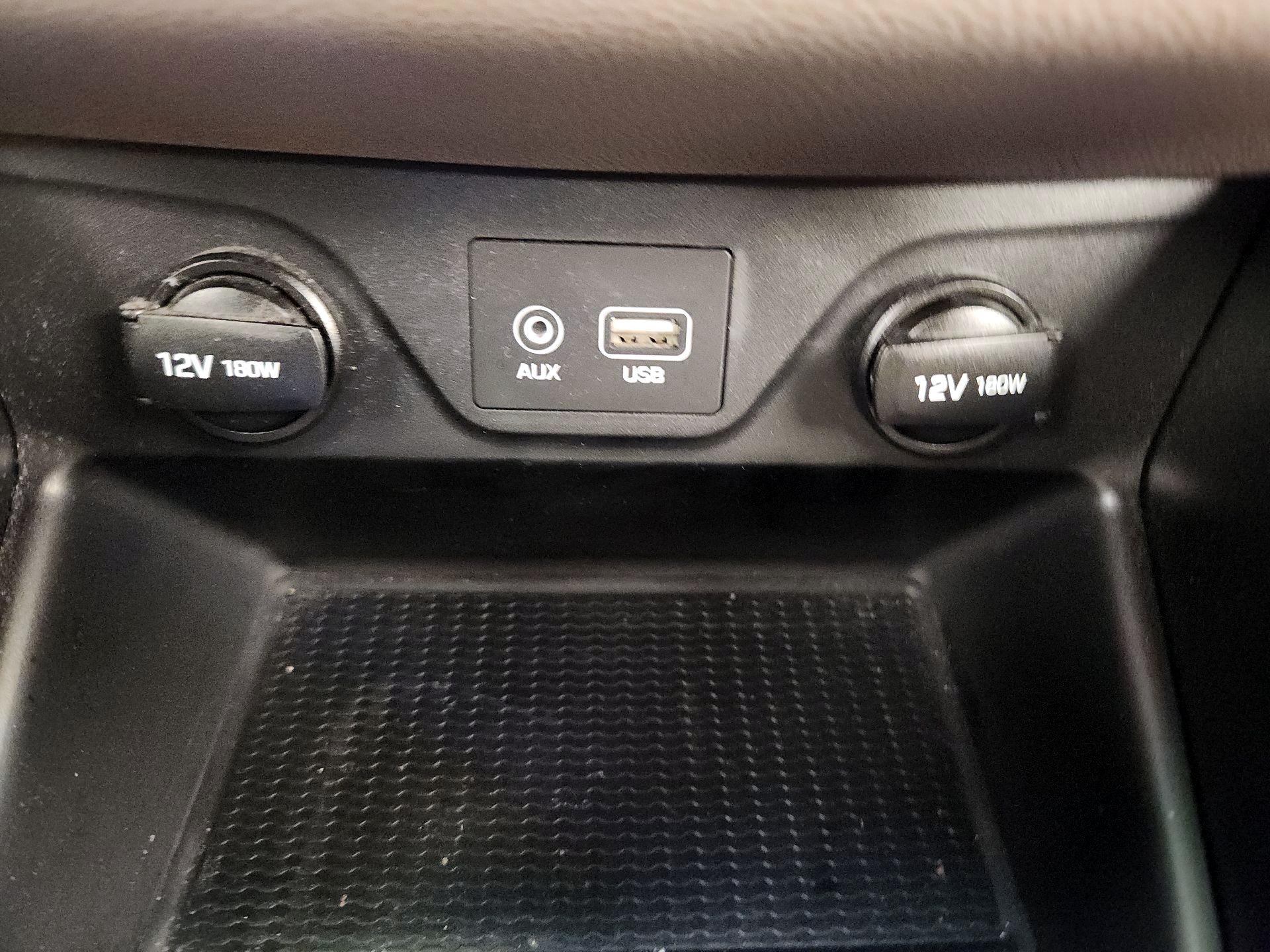 Thumbnail: 2020 Hyundai Tucson - 18