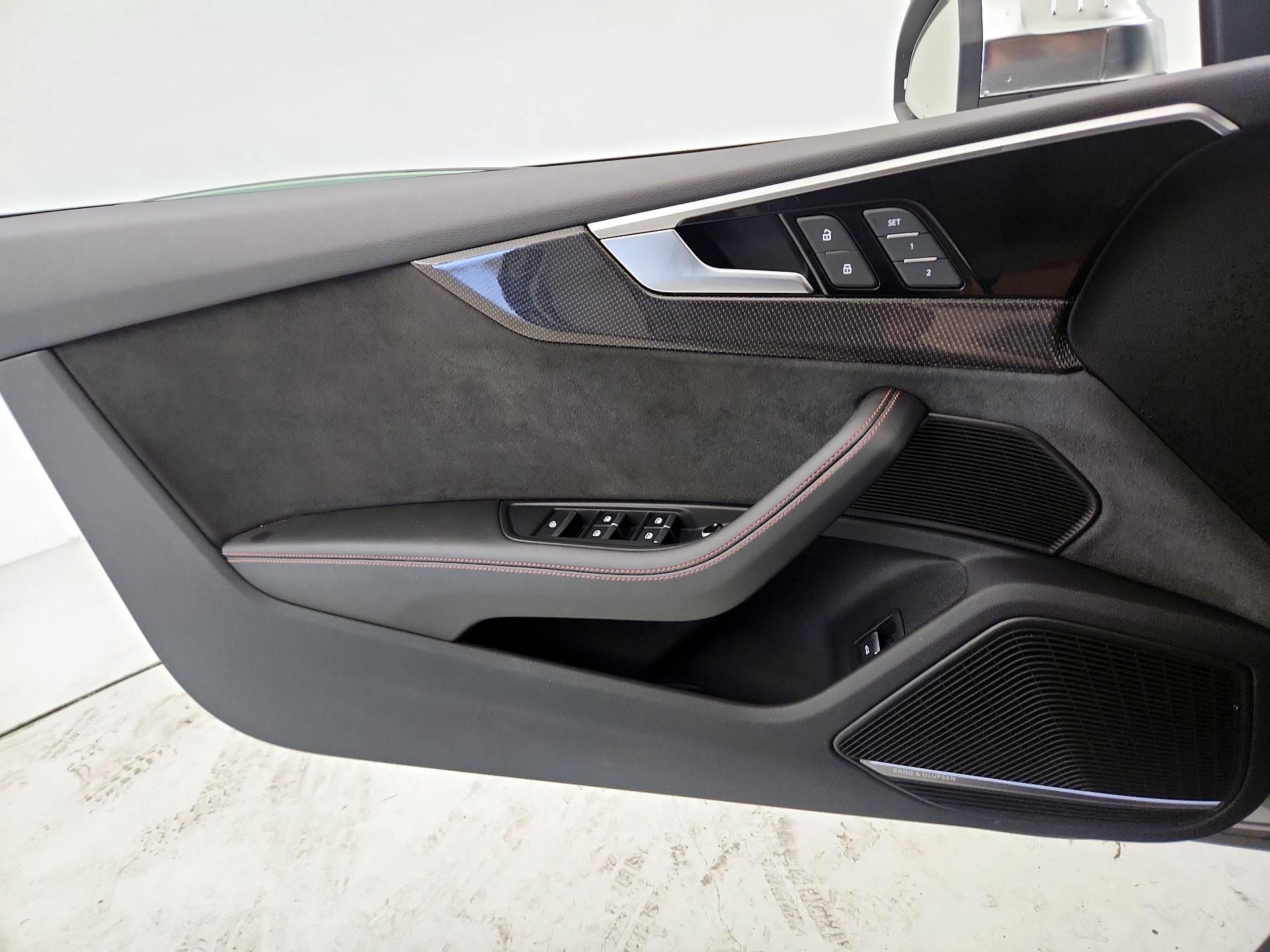 Thumbnail: 2022 Audi S5 - 12